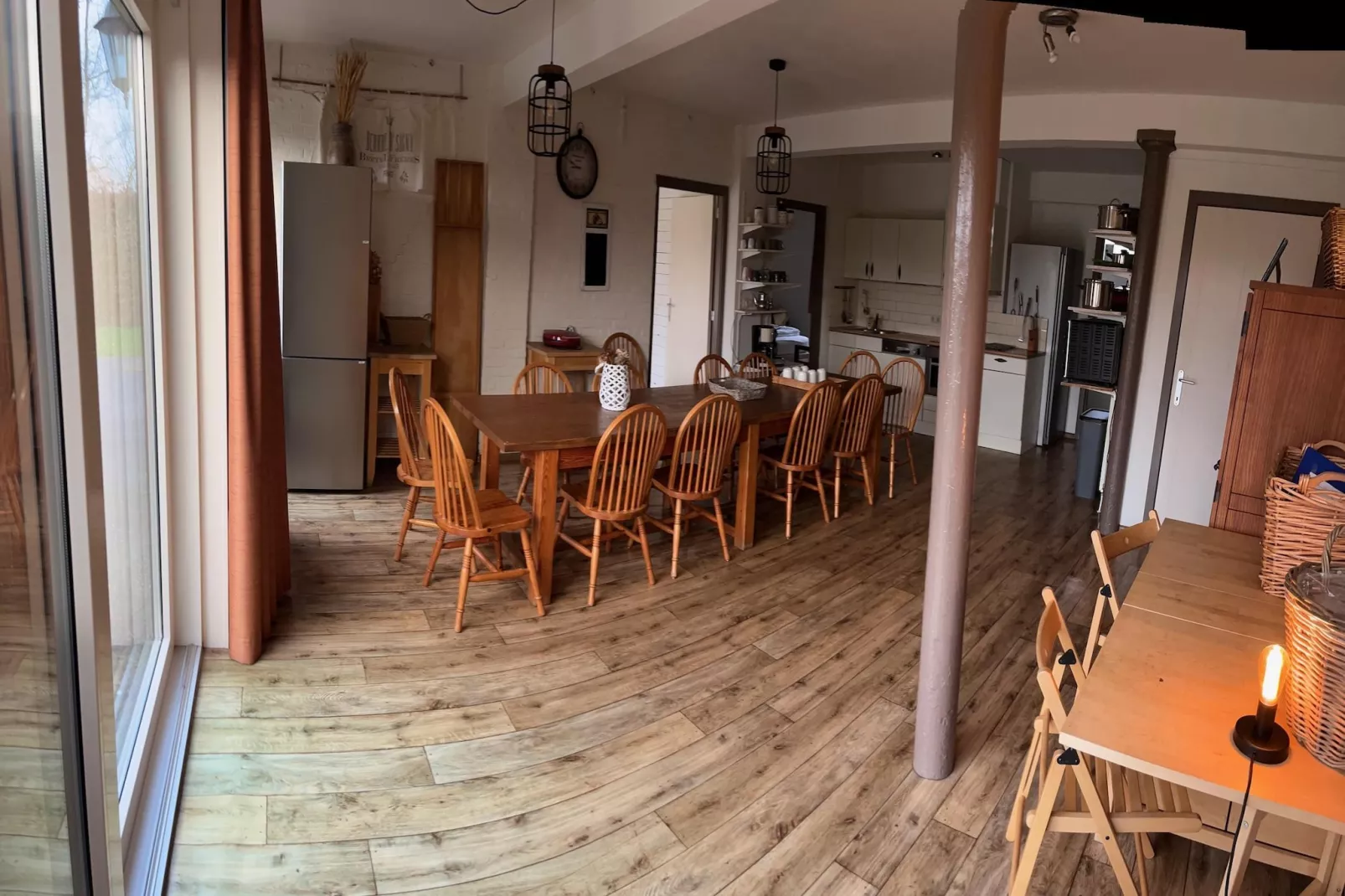 Appartement De Hooizolder-Salle à manger