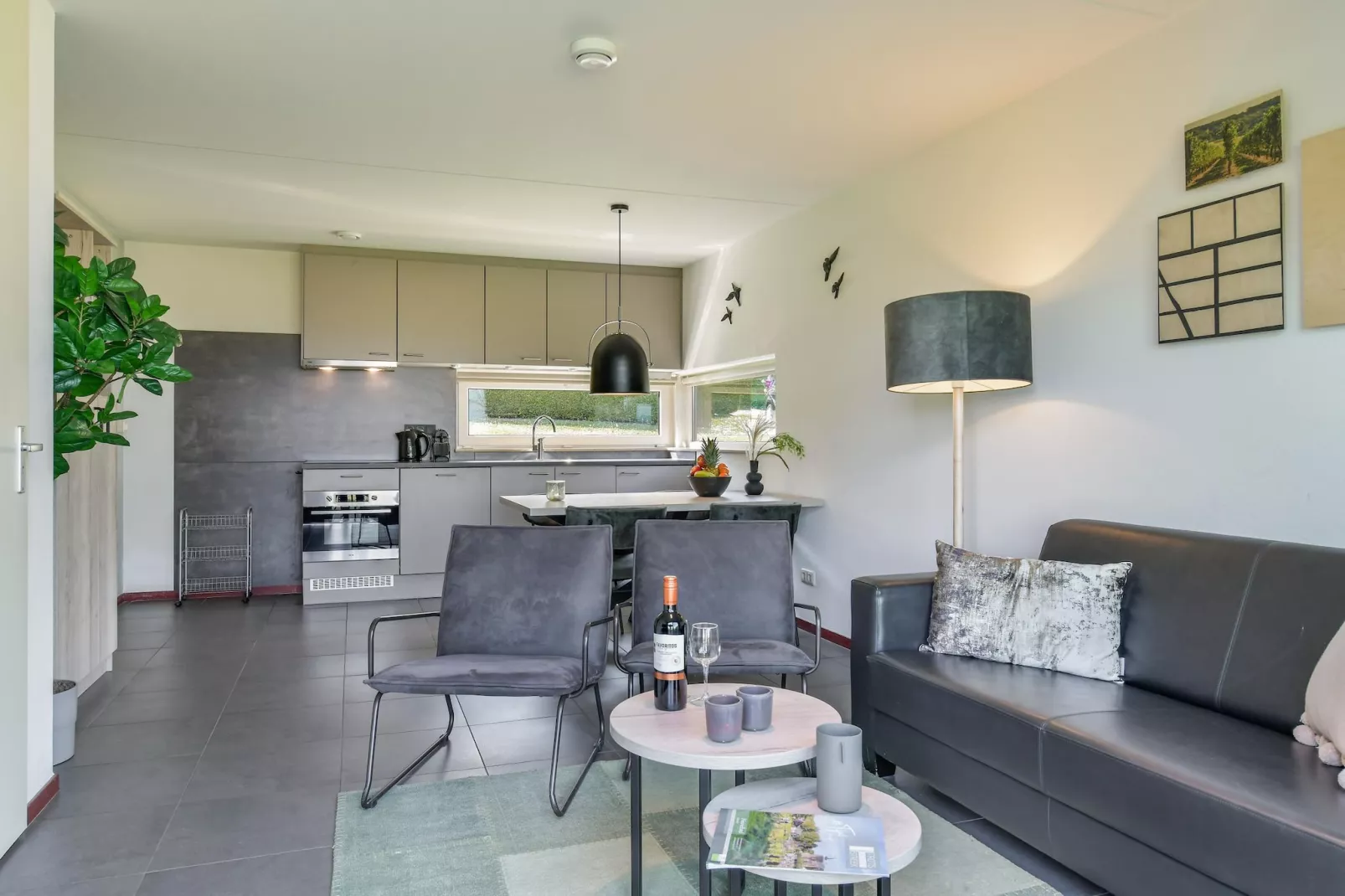 Vakantiepark Reevallis 4-Salon