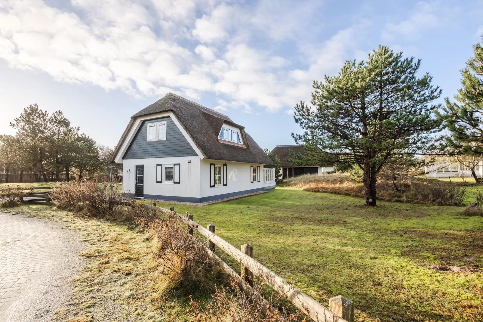 Boomhiemke Engelsmanduinvilla 6-Außenbereich Sommer