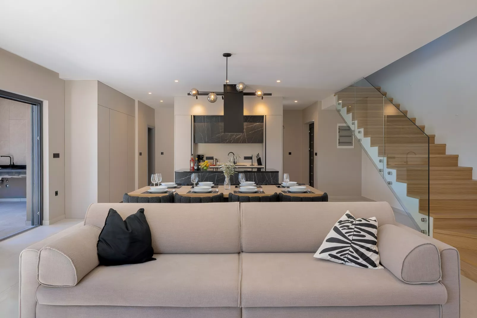 Villa Kalea with pool-Living room