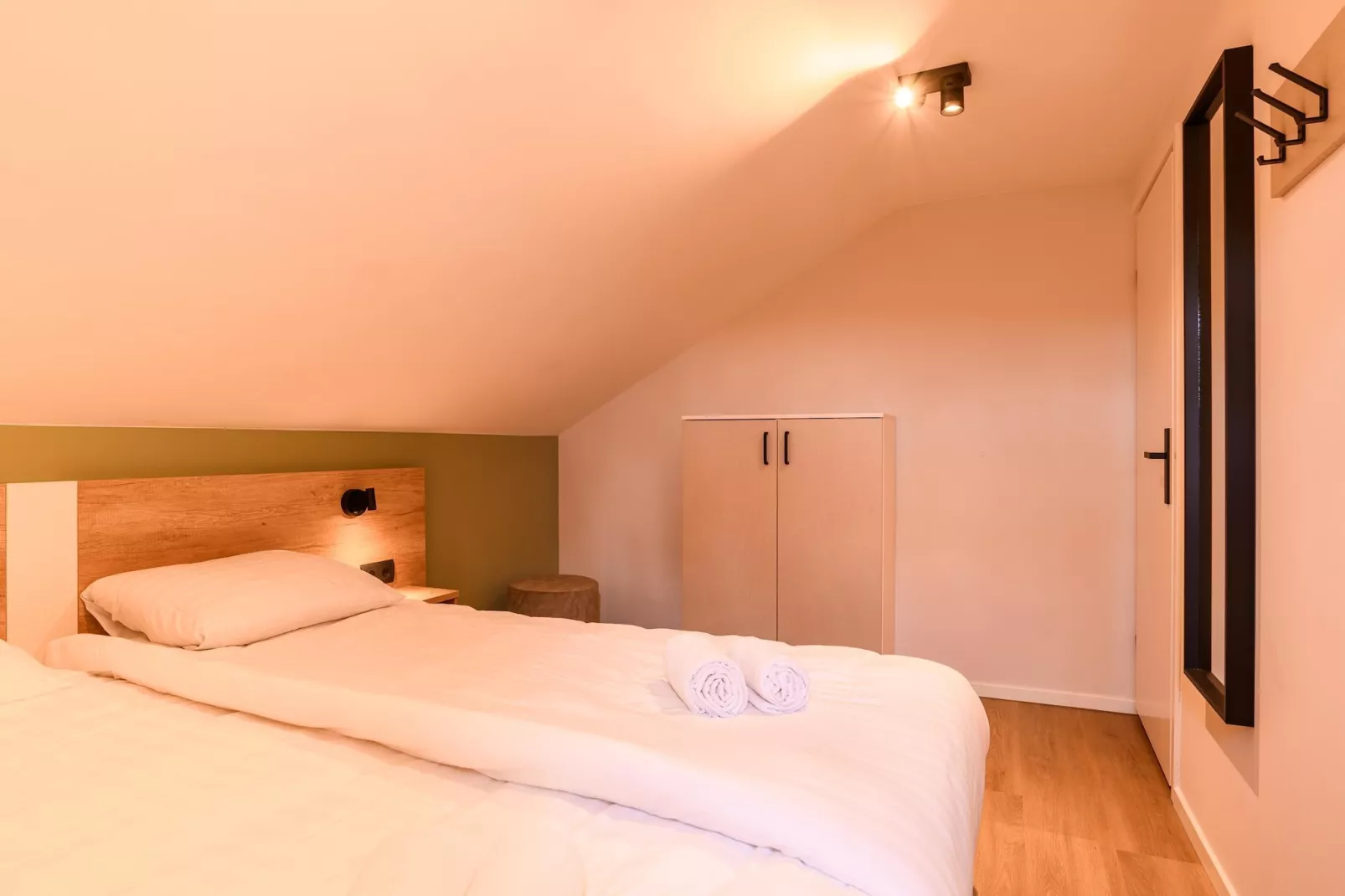 Bungalow 4B1-Chambre