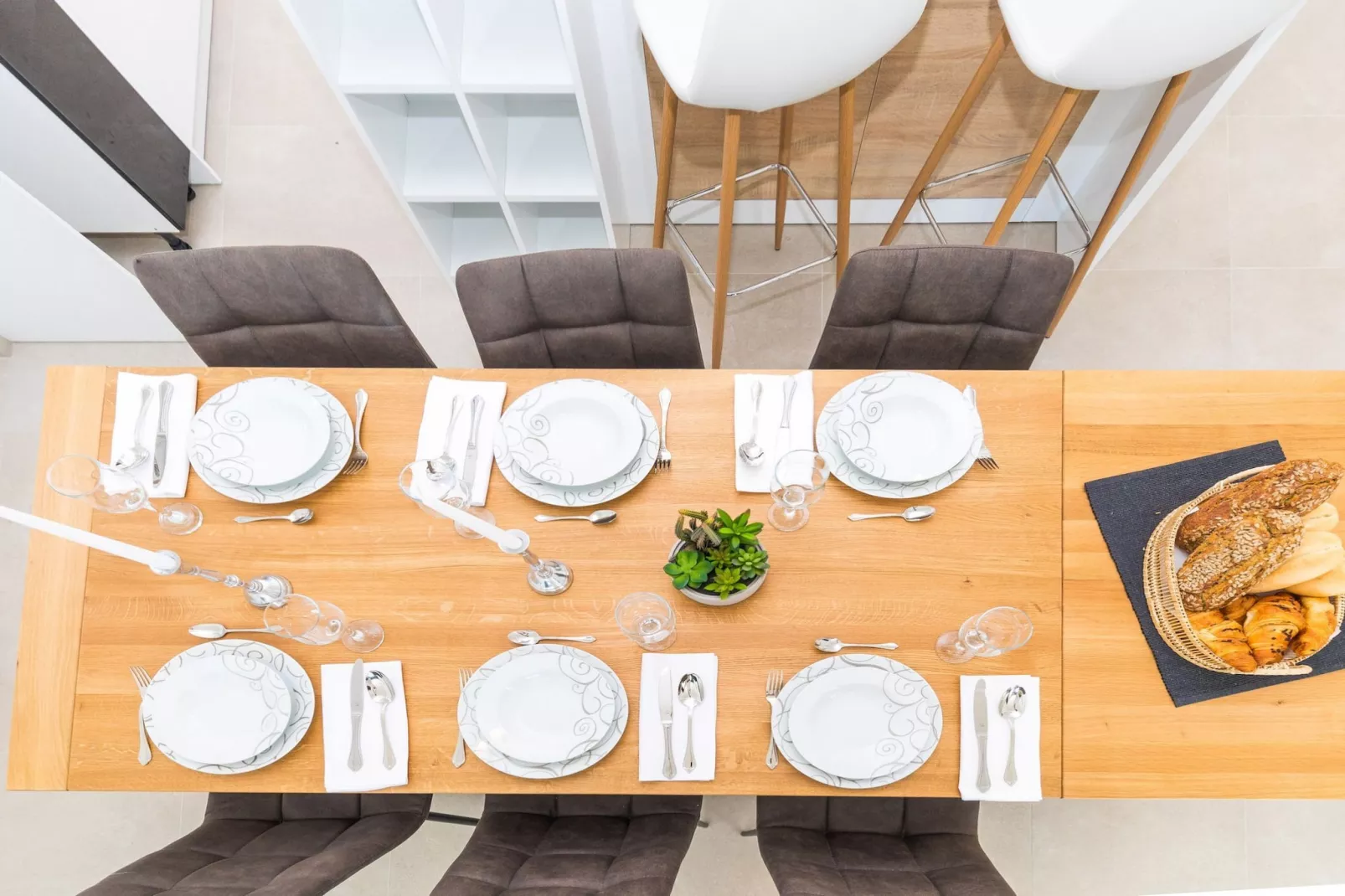 Scenic Elegant Trogir Villa with Pool - Five Bedroom Villa-Esszimmer