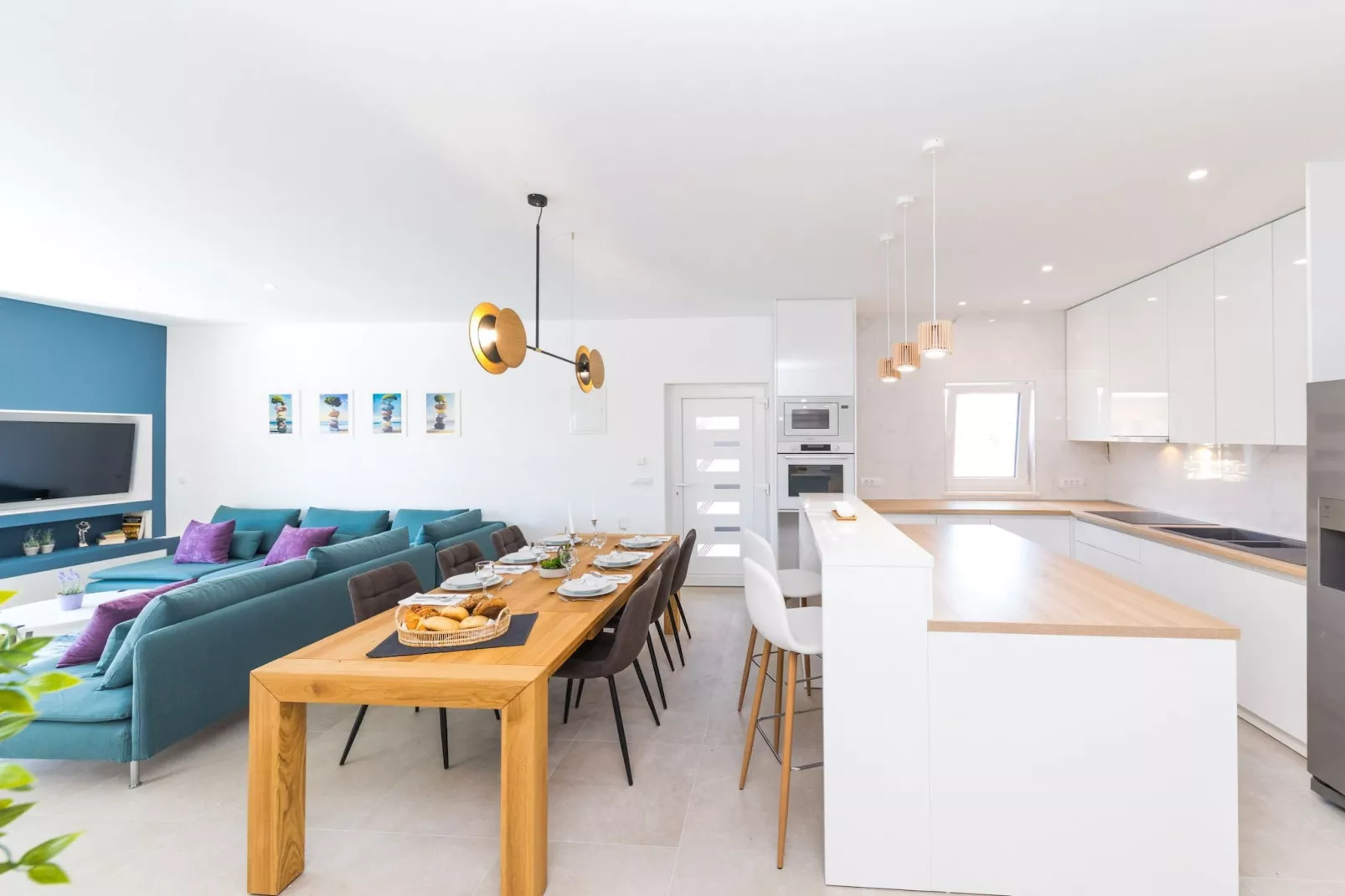 Scenic Elegant Trogir Villa with Pool - Five Bedroom Villa-Küche