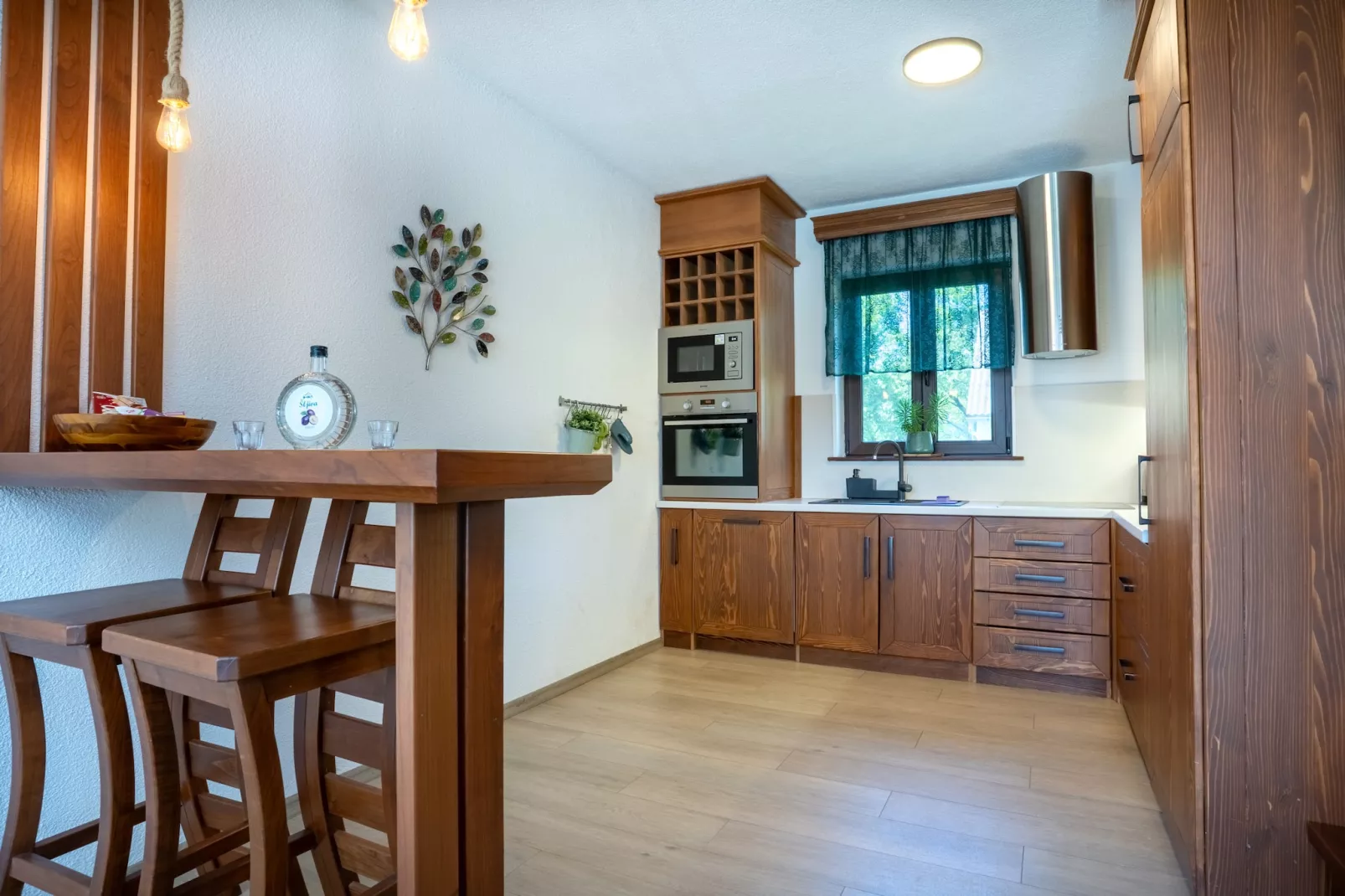 Villa Brusiana with covered heated pool-Cuisine