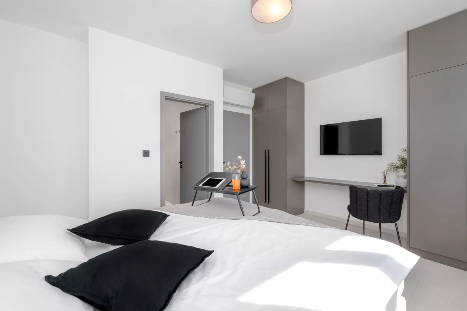 Villa Kalea with pool-Bedroom