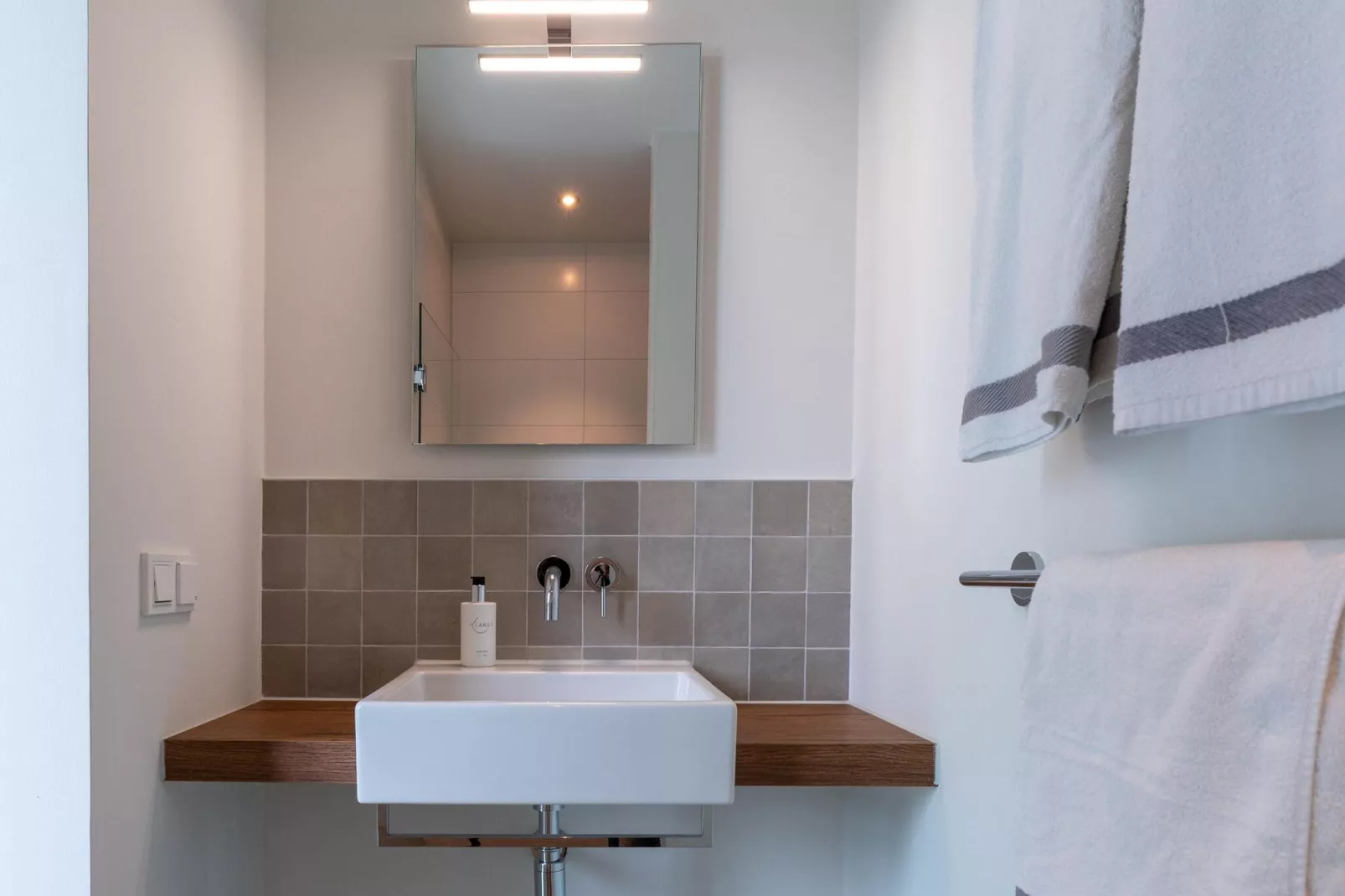 Harbour Village 15-Bathroom