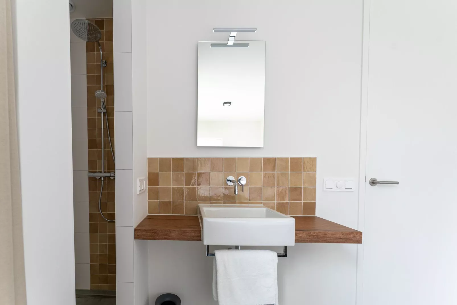 Harbour Village 15-Bathroom