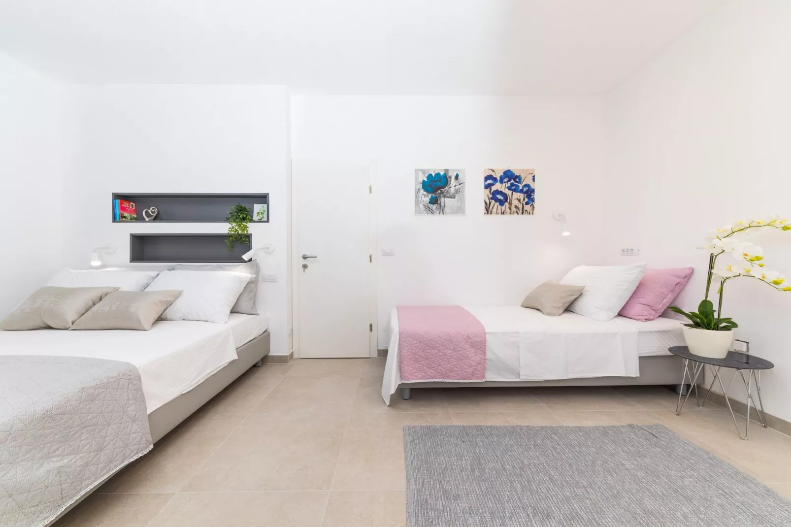 Scenic Elegant Trogir Villa with Pool - Five Bedroom Villa-Schlafzimmer