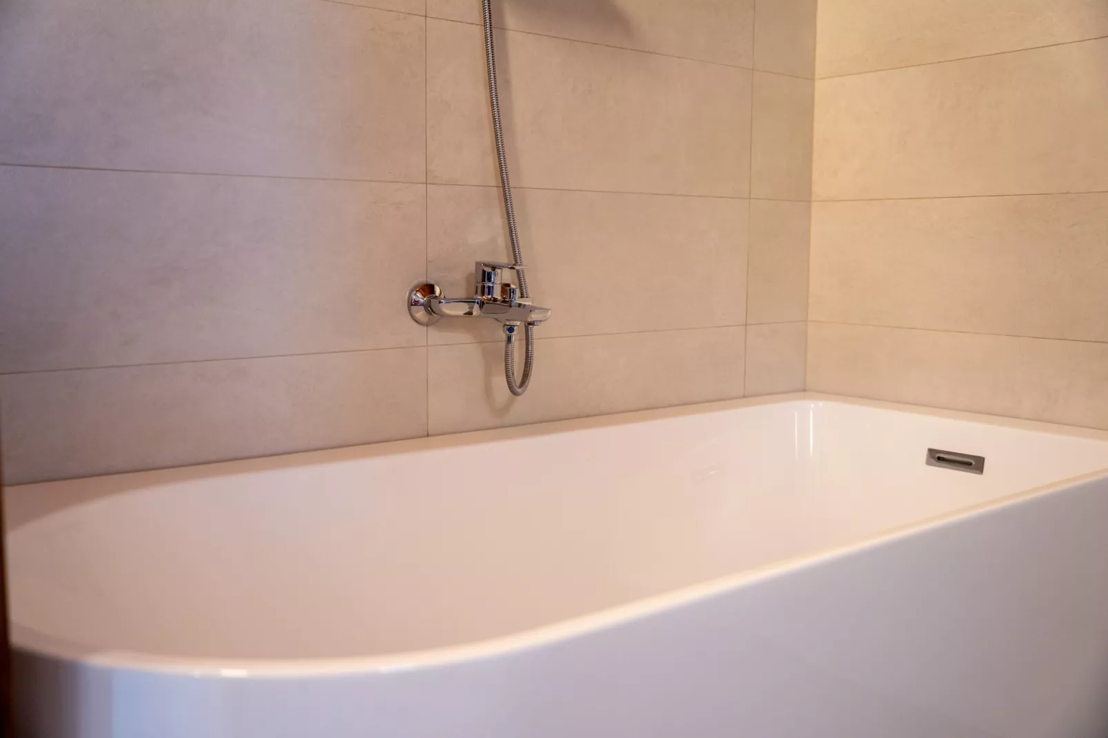 Villa Brusiana with covered heated pool-Salle de bain