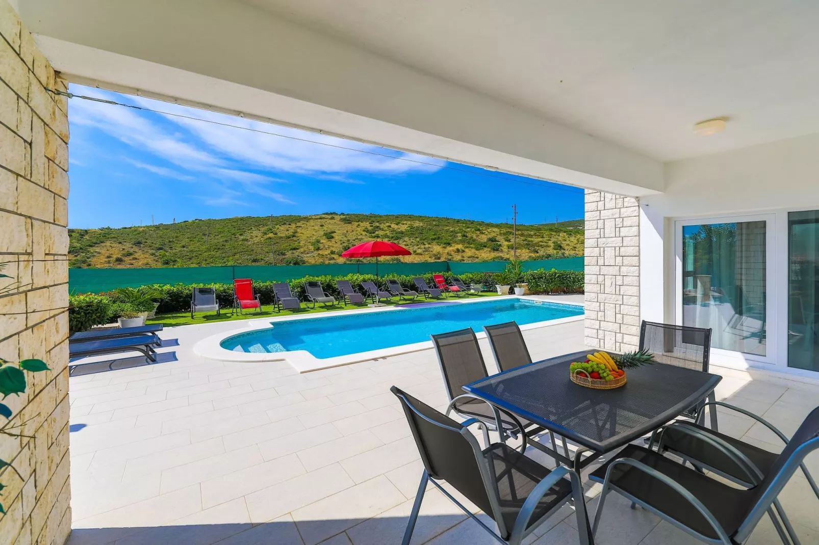 Scenic Elegant Trogir Villa with Pool - Five Bedroom Villa-Schwimmbad