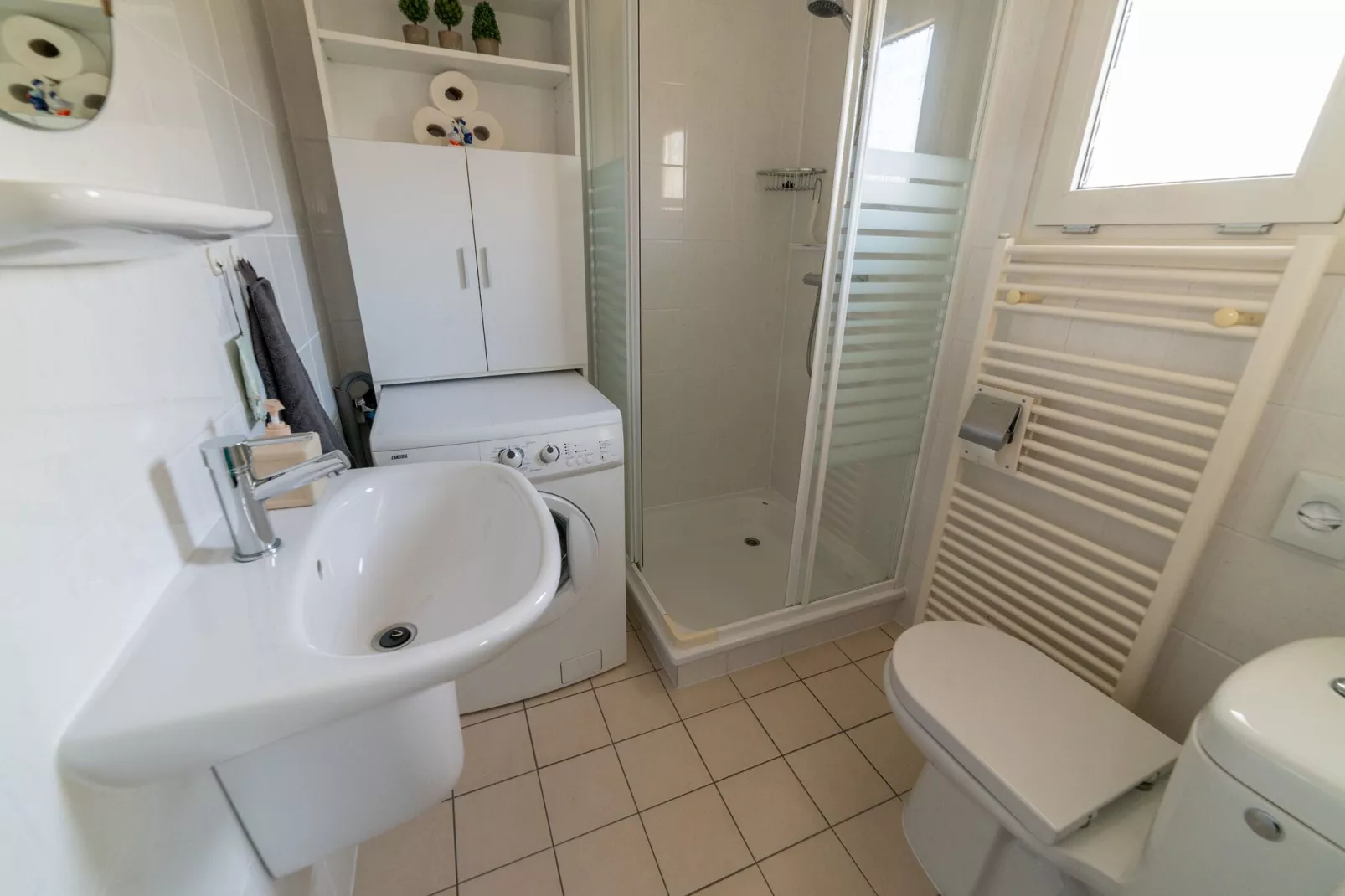 Chalet Resort Venetie Giethoorn-Bathroom