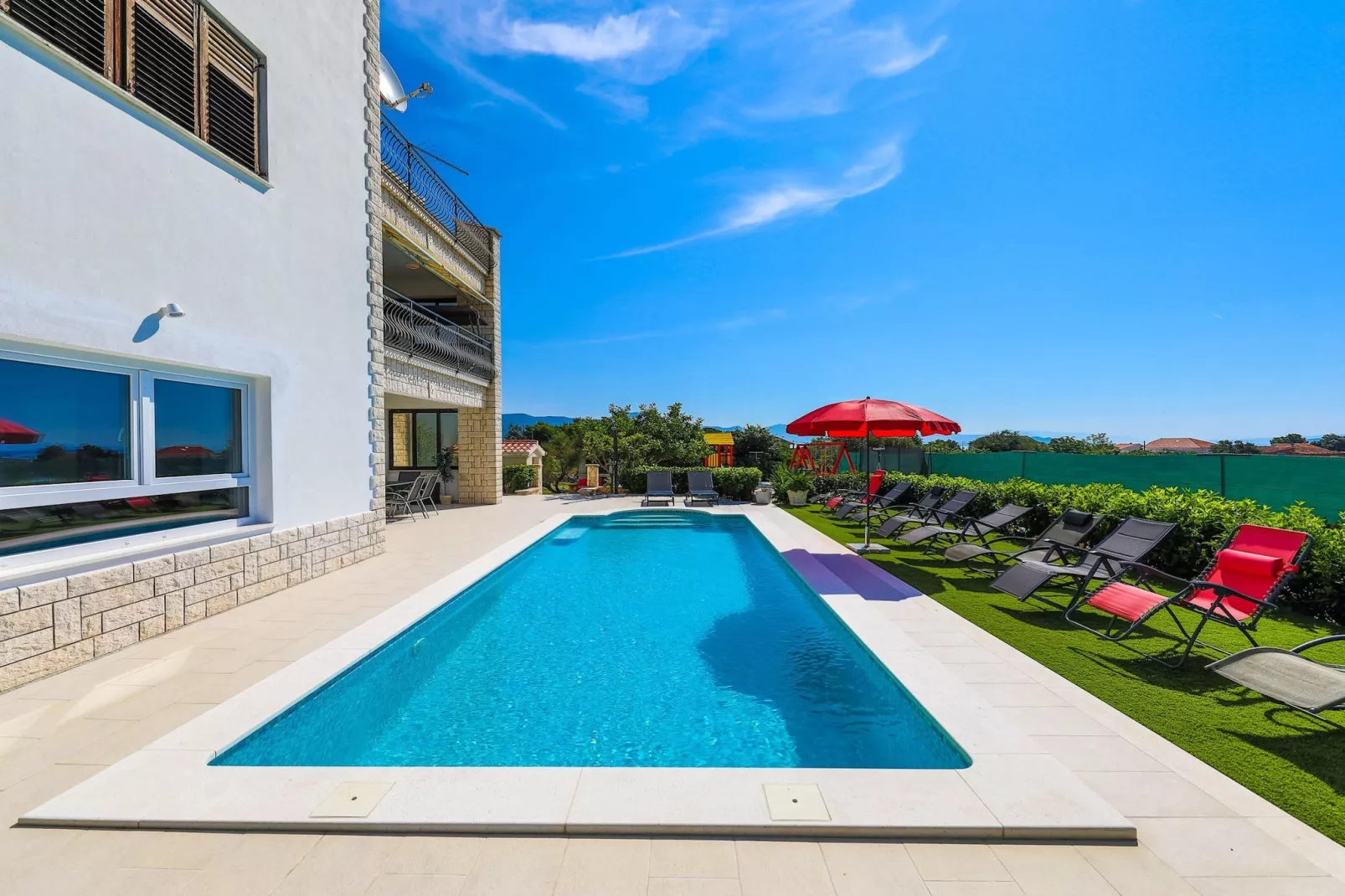 Scenic Elegant Trogir Villa with Pool - Five Bedroom Villa-Schwimmbad