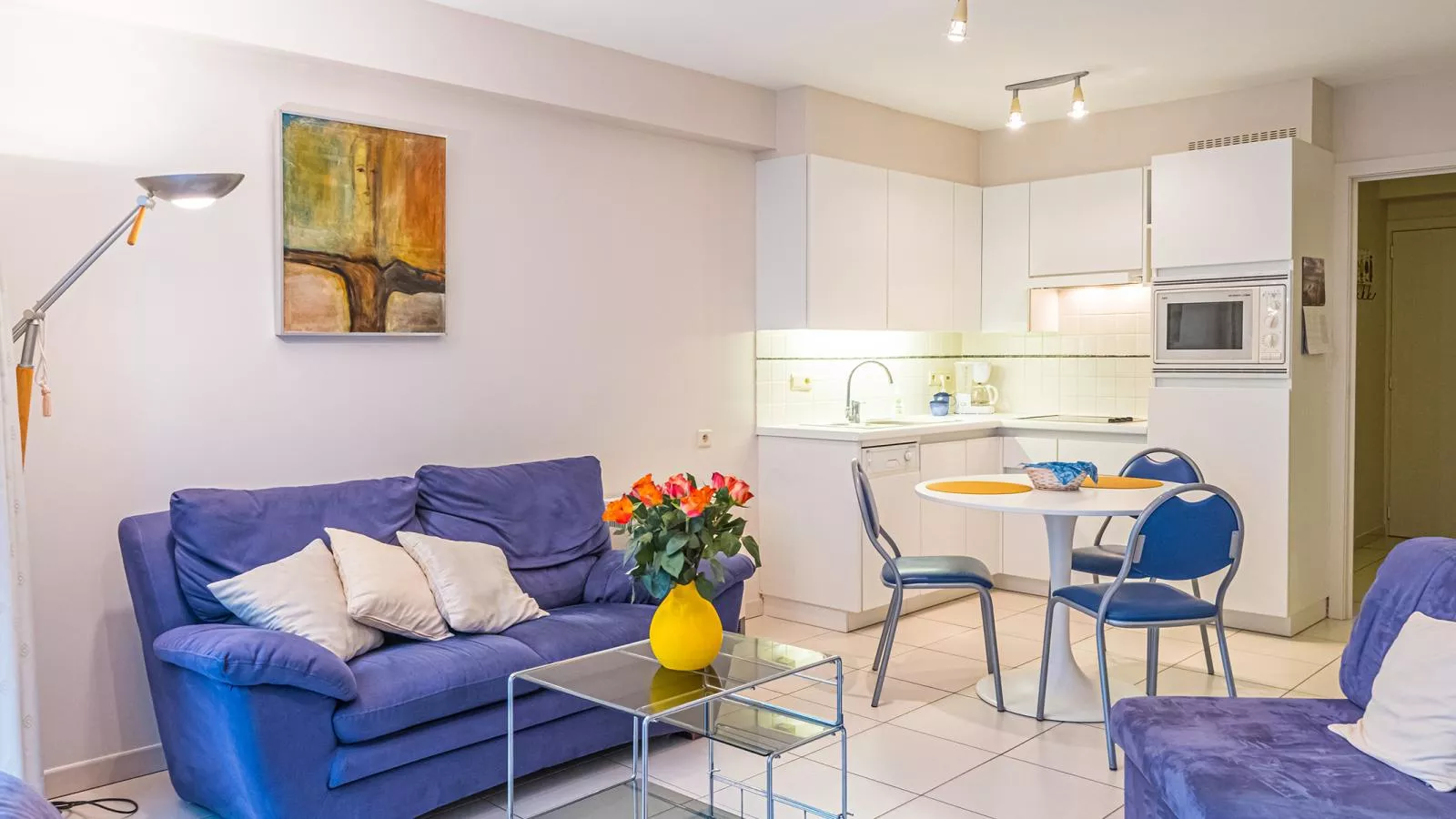 Mathilde - 0402-Living room