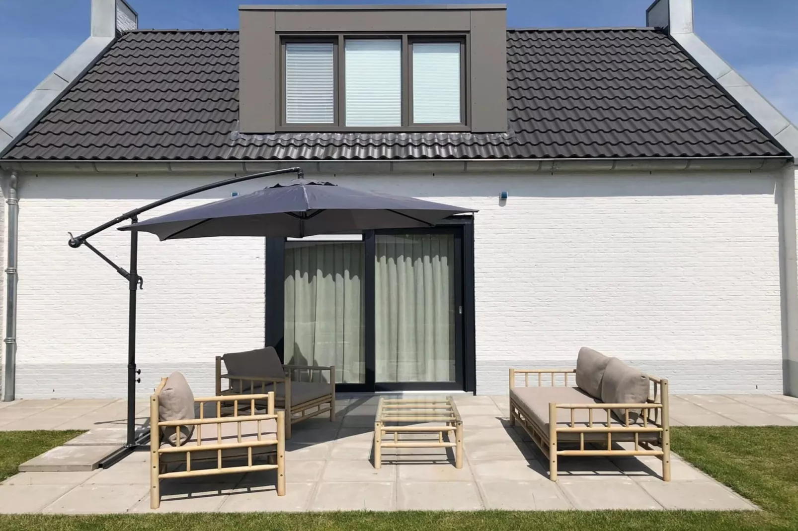 De Wielen 72-Terrasse/Balkon