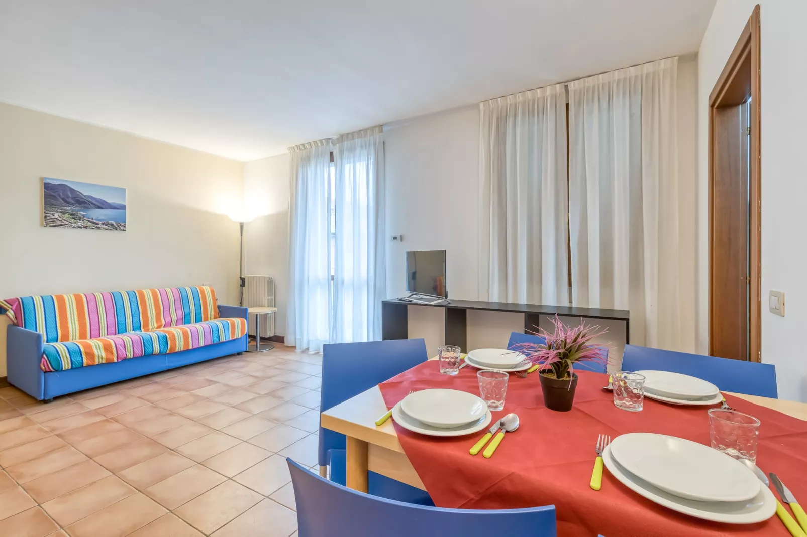 RESIDENCE PORTO LETIZIA - VILLAGE-BILOCALE 4 PAX 8226 - VGB4-Wohnzimmer