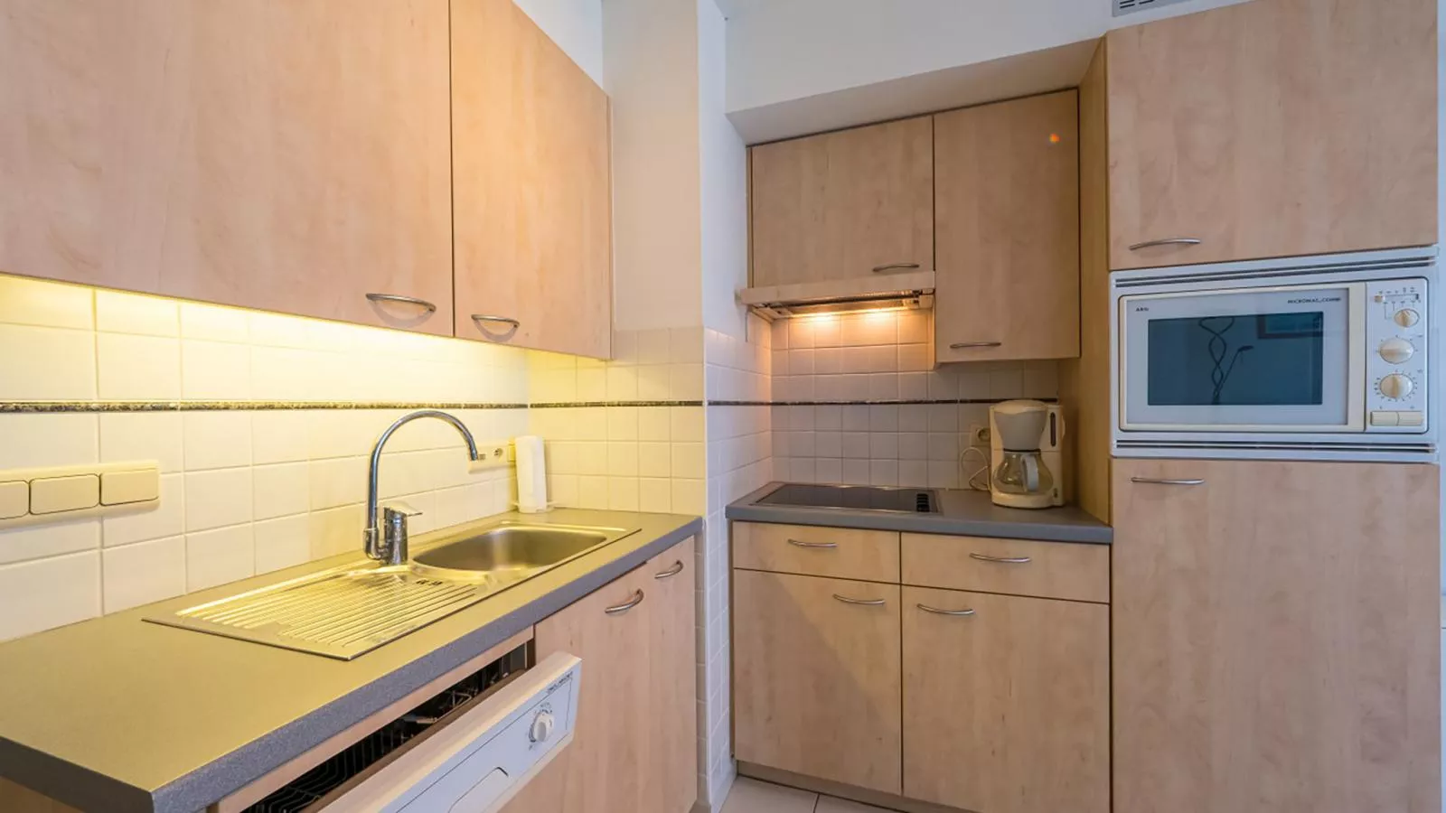 Mathilde - 0601-Kitchen