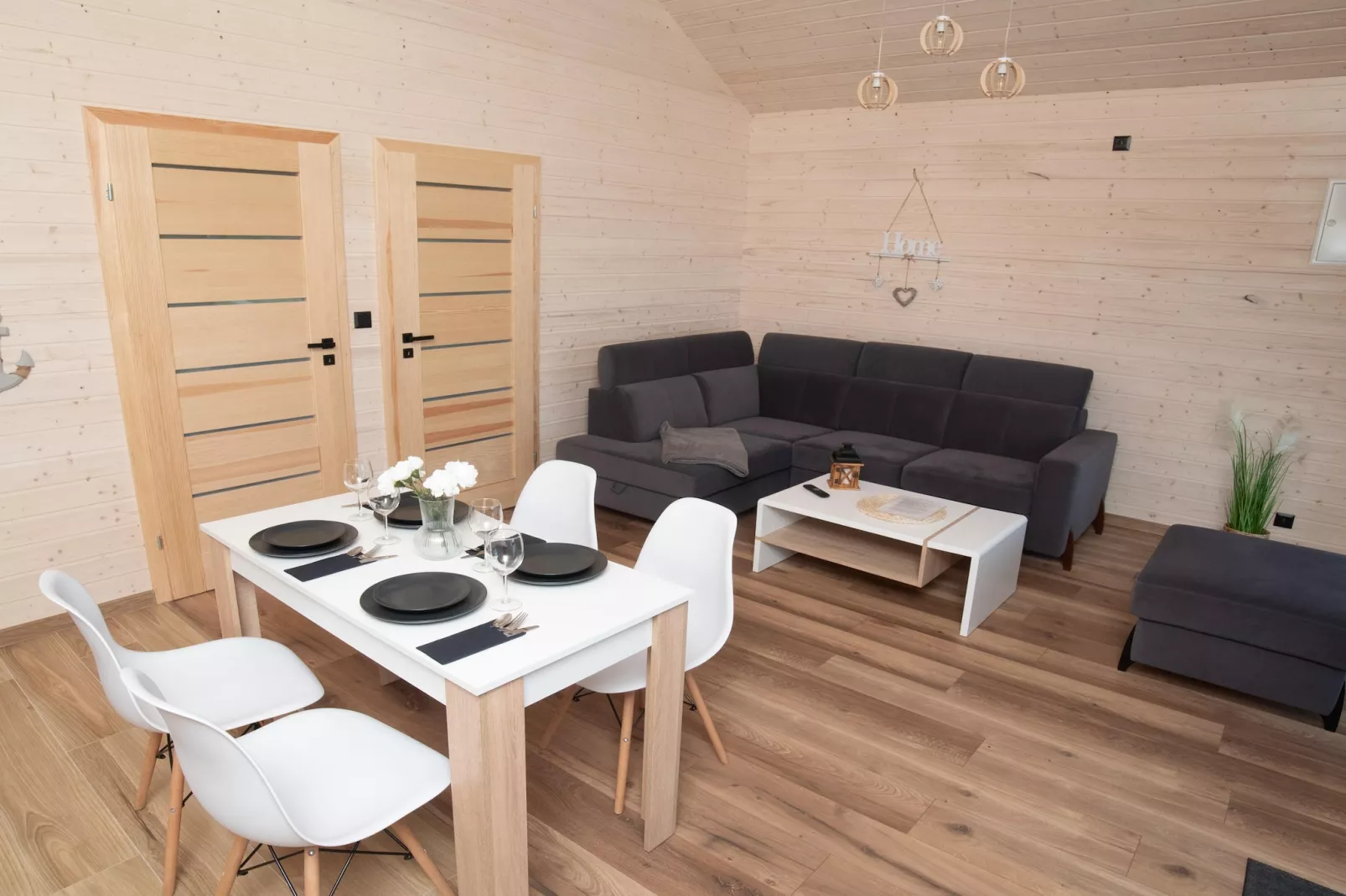 Skandynawskie domki letniskowe dla 5 osób Wicie-Dining room