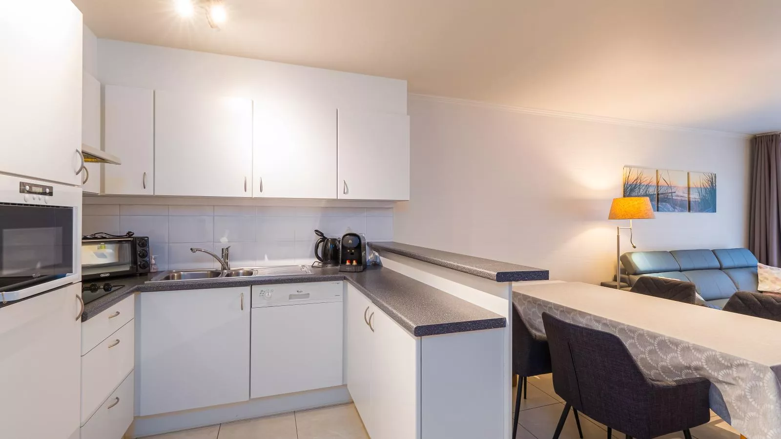 De Ra - 0101 + park. 45 (Antigua)-Kitchen