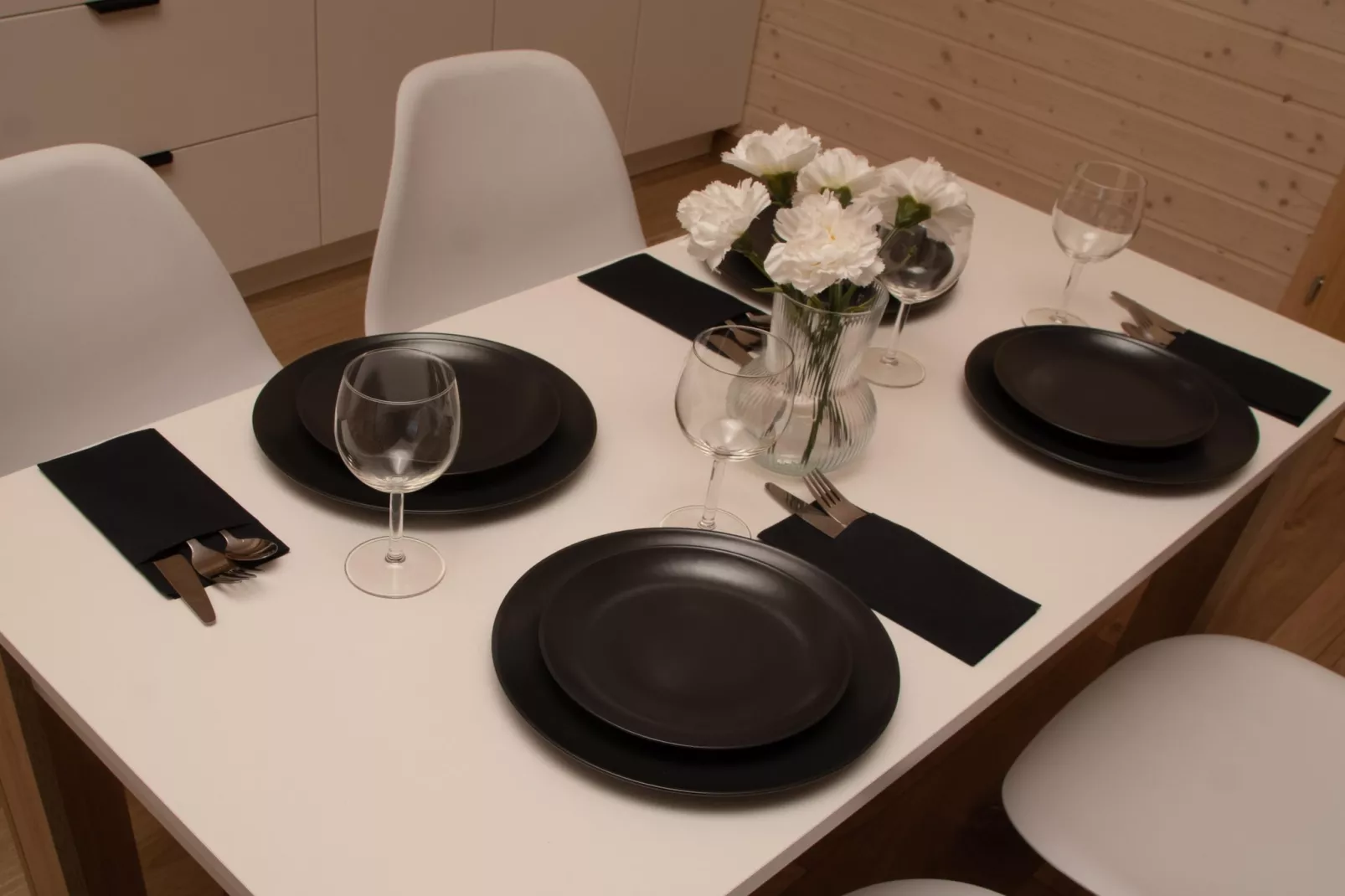 Skandynawskie domki letniskowe dla 4 osób Wicie-Dining room