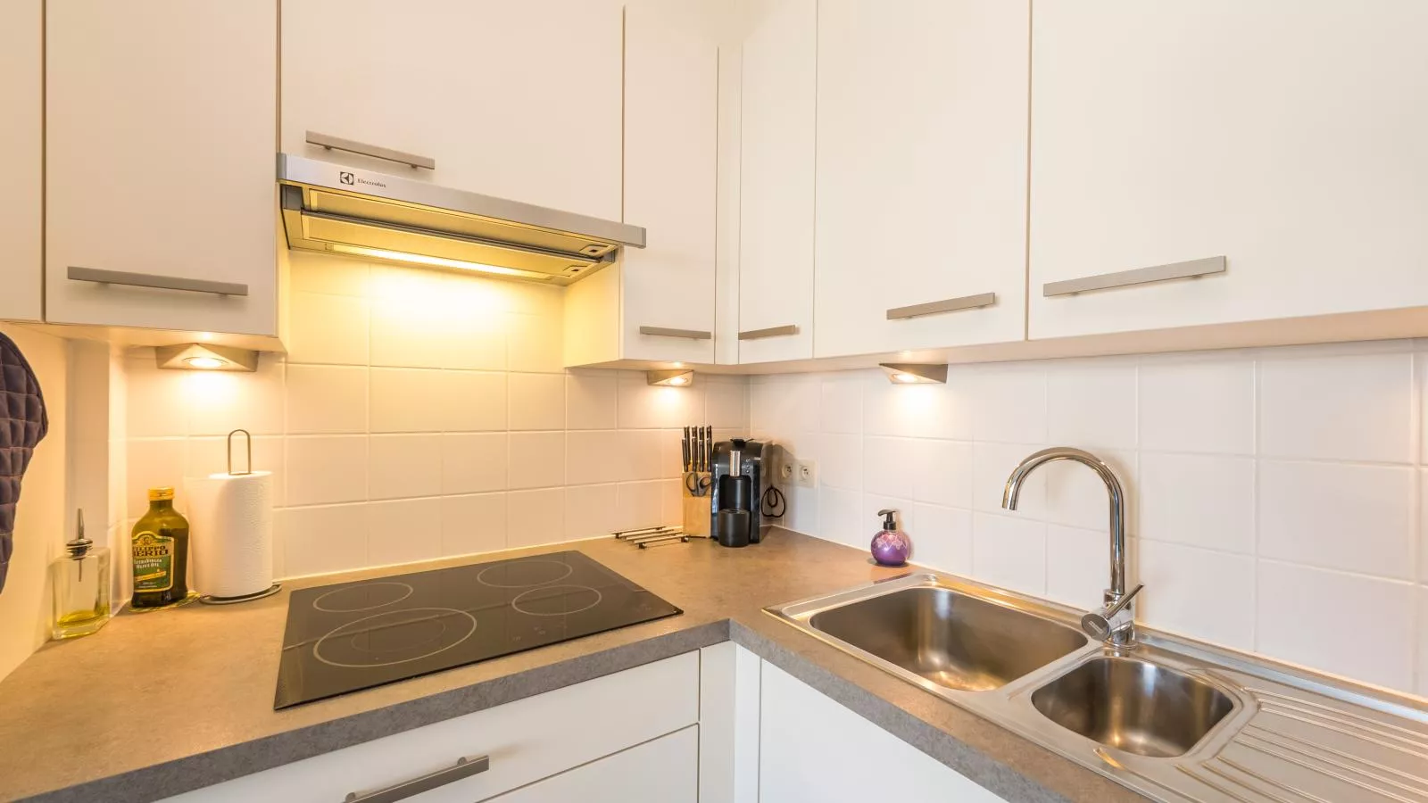 Villa Georges I - 0103-Kitchen