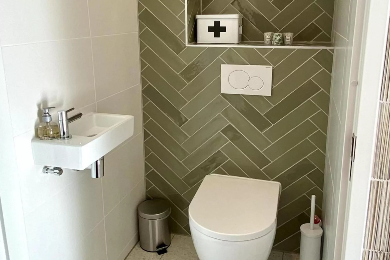 De Wielen 72-Badezimmer