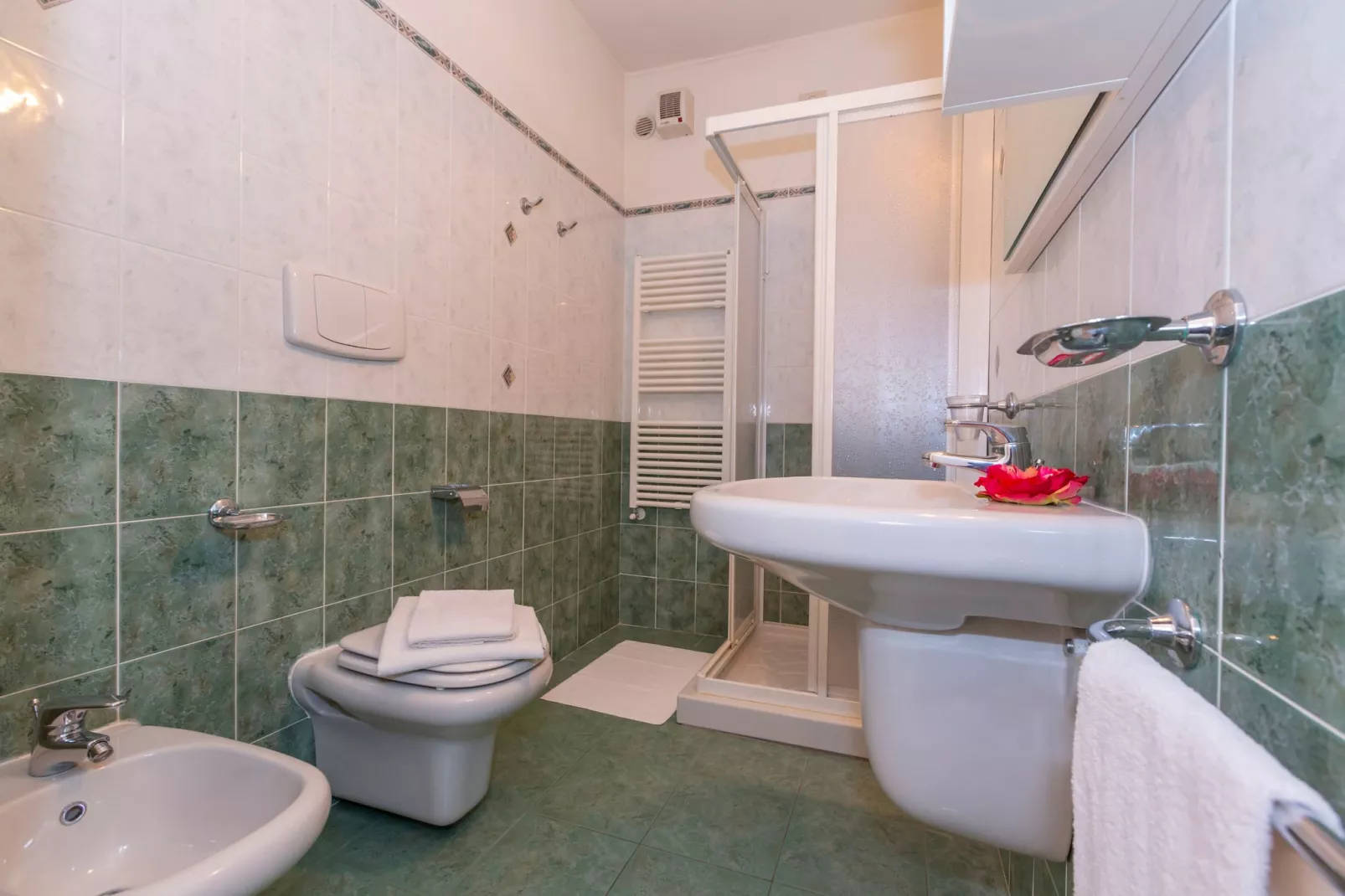 RESIDENCE PORTO LETIZIA - VILLAGE-BILOCALE 4 PAX 8226 - VGB4-Badezimmer