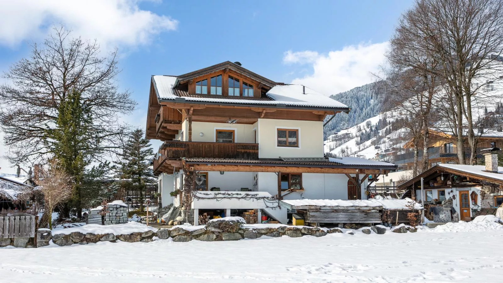 Appartementkombination Brixnerwirt I und II-Außenbereich Winter