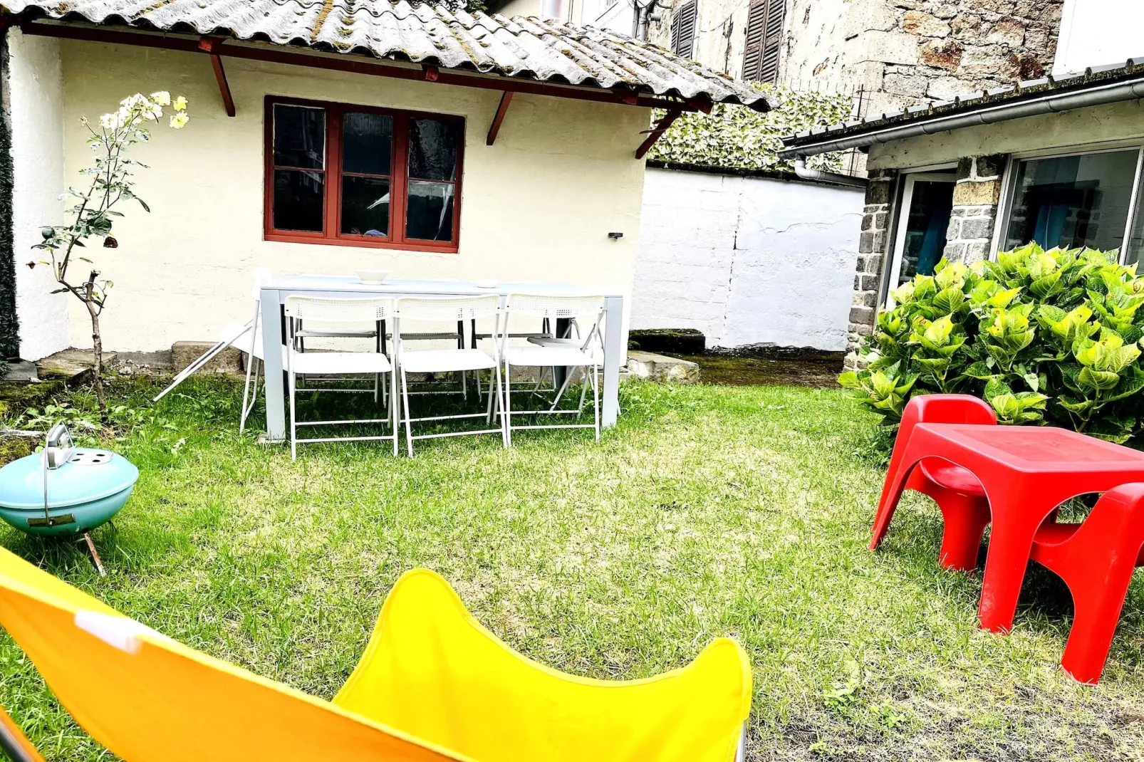 Villa Stella - La Bourboule 8pers - Jardins en été