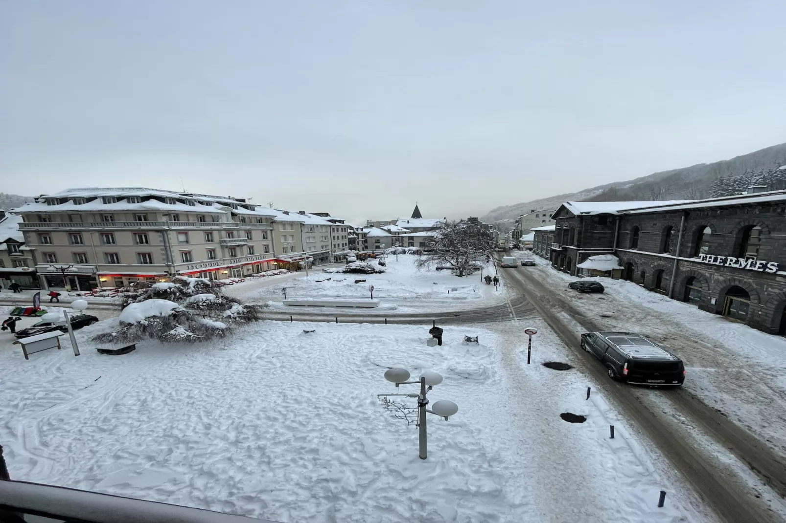 Les Thermes 25 - idéal CURE - Im Freien