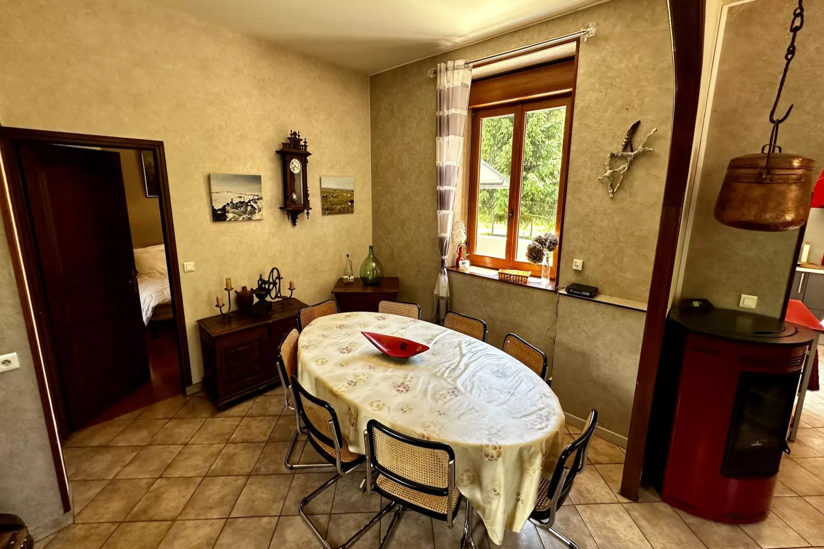 L'école du Hameau - Mont Dore 9 pers - Salle à manger