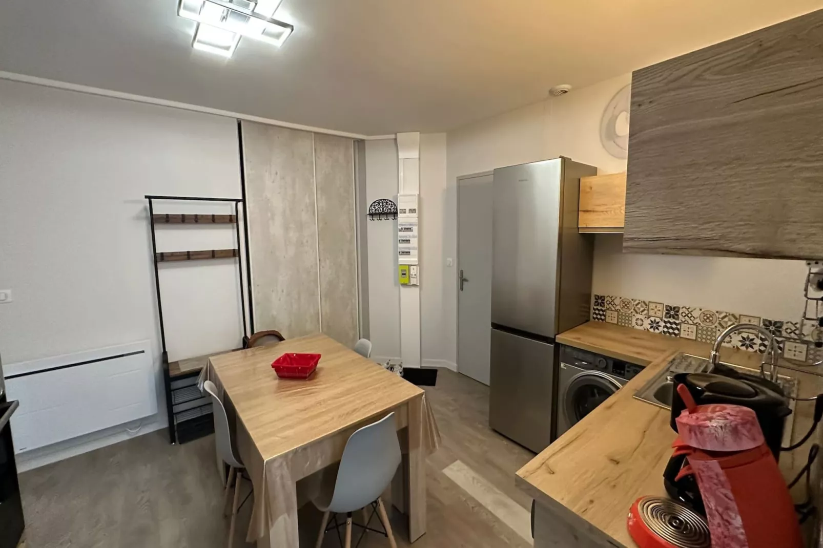 Ruche 5 - Le Mont Dore 7 pers - Salle à manger