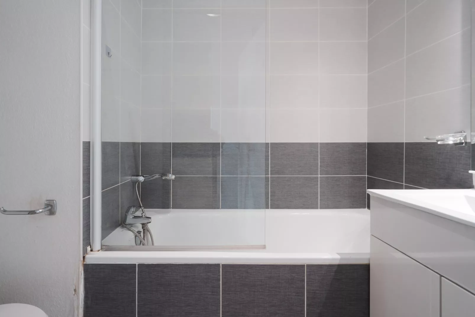 Saint Clair N°112 - ST2 - Salle de bain