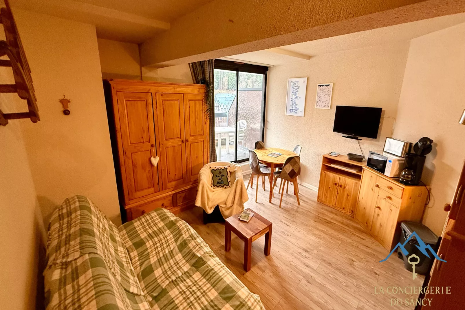 L'Oise 209 Le Mont Dore 6pers - Salon