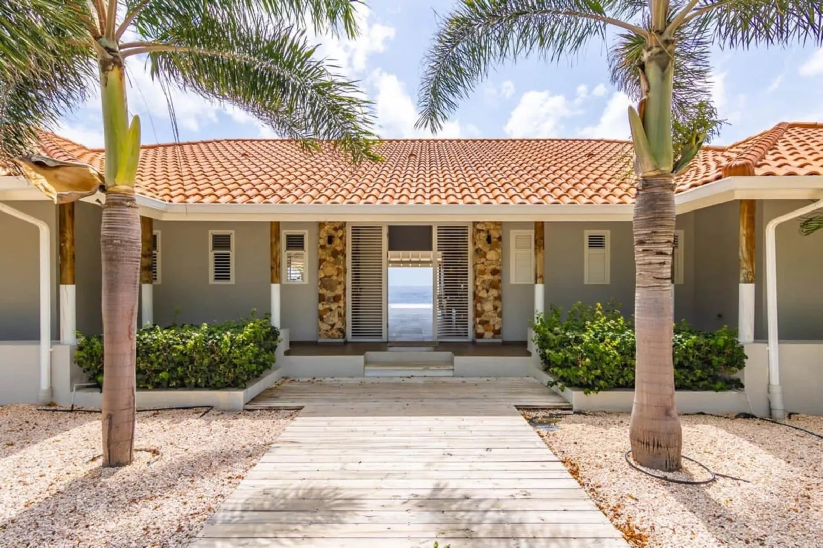 Holidays | 35-Extérieur été