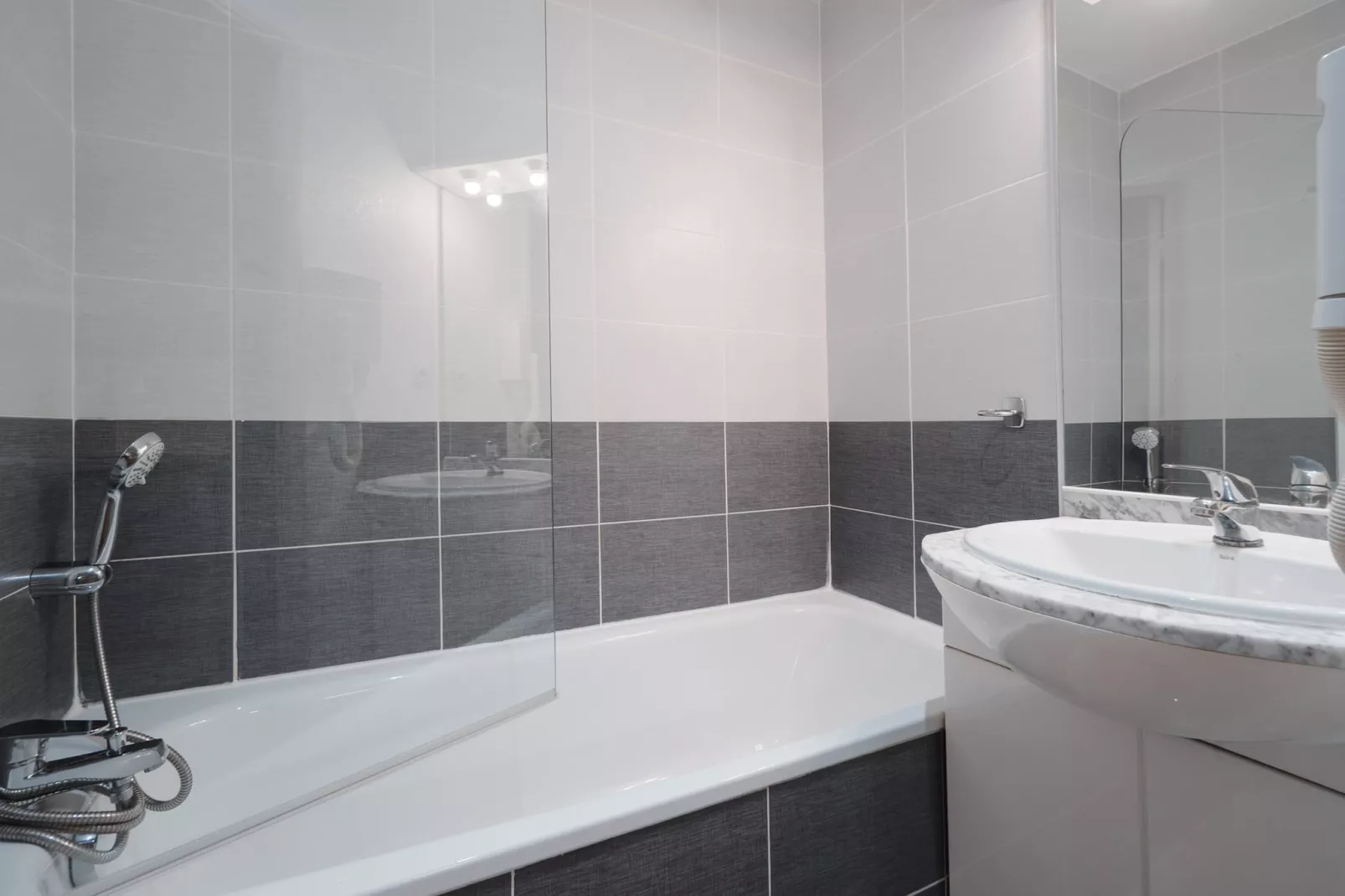 Saint Clair N°401 - ST2 - Salle de bain