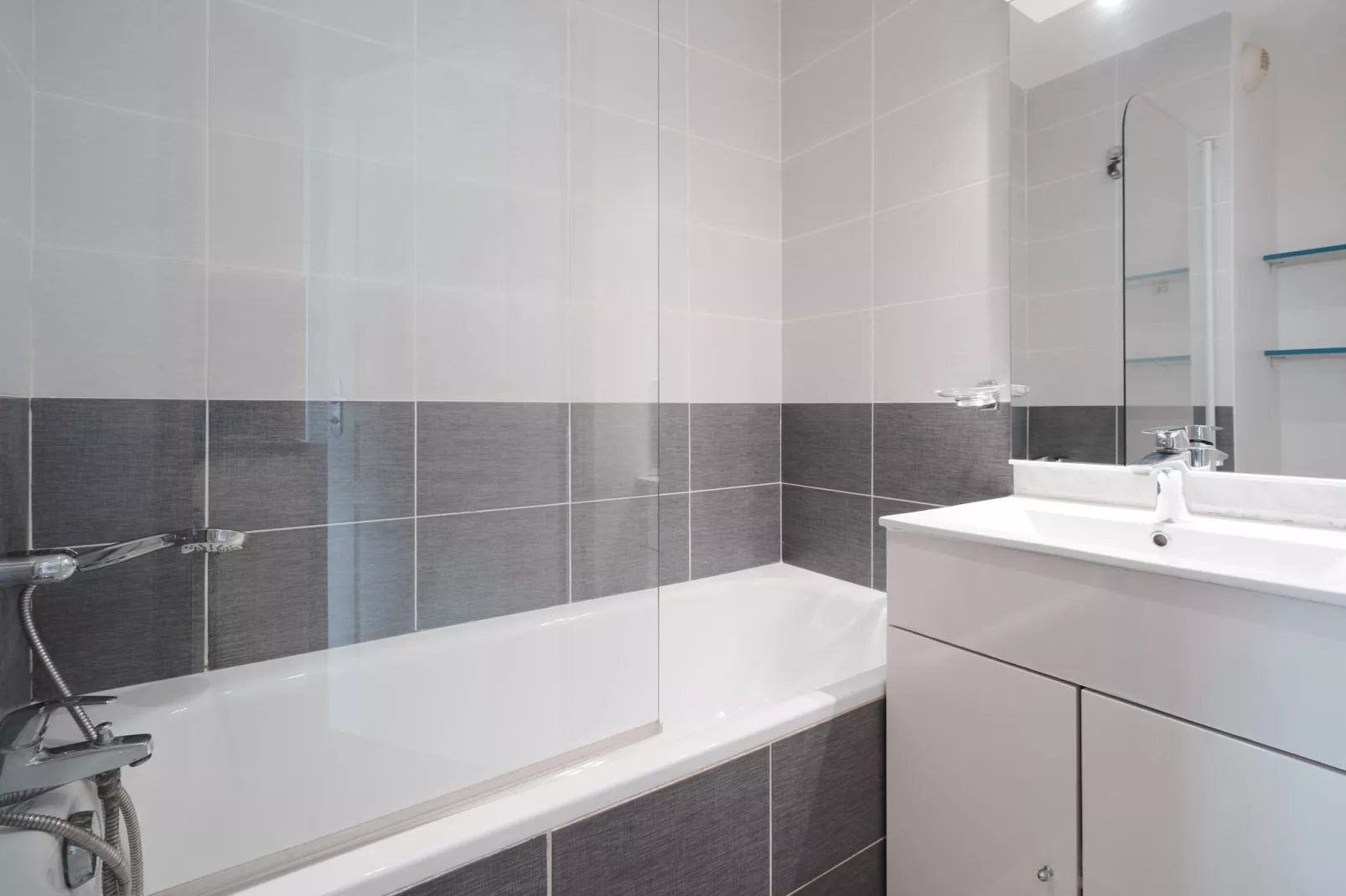 Saint Clair N°112 - ST2 - Salle de bain