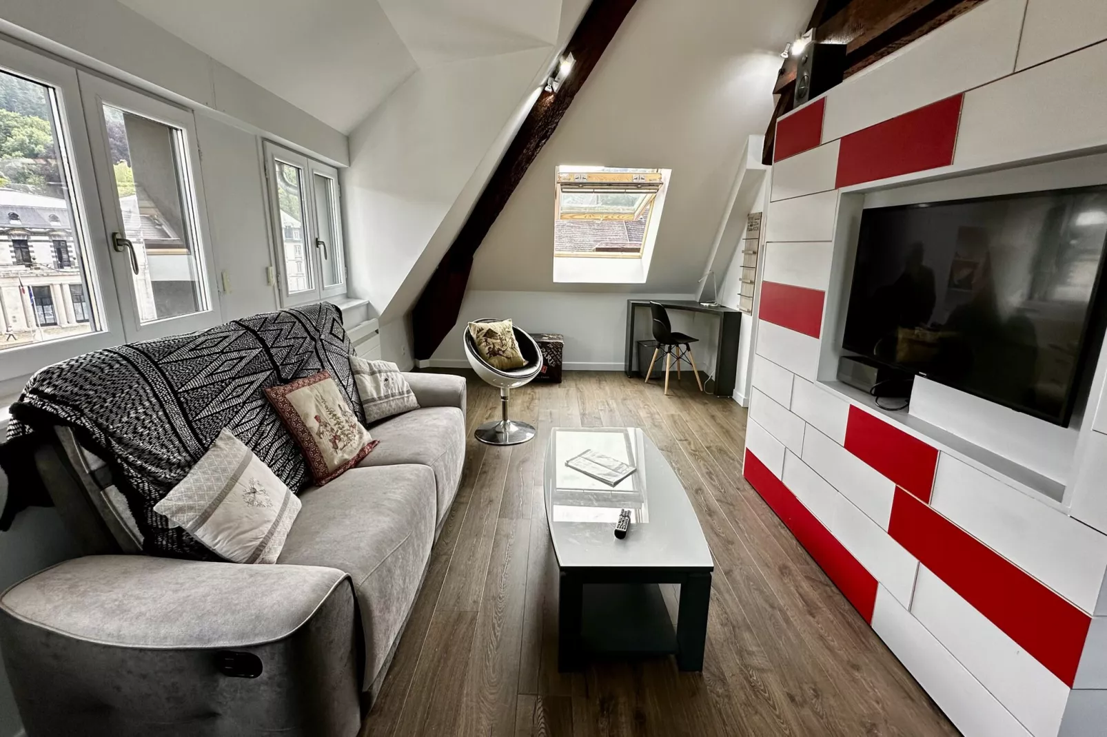 Les Etrangers 402 - La Bourboule-Wohnzimmer