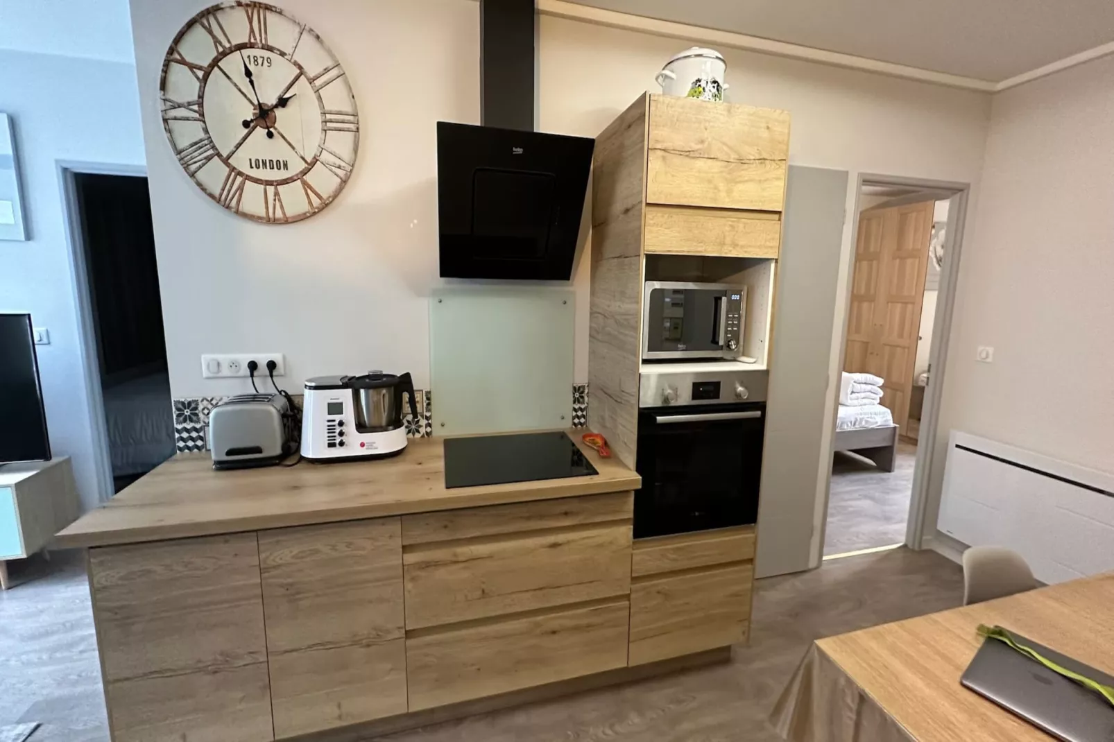 Ruche 5 - Le Mont Dore 7 pers - Cuisine