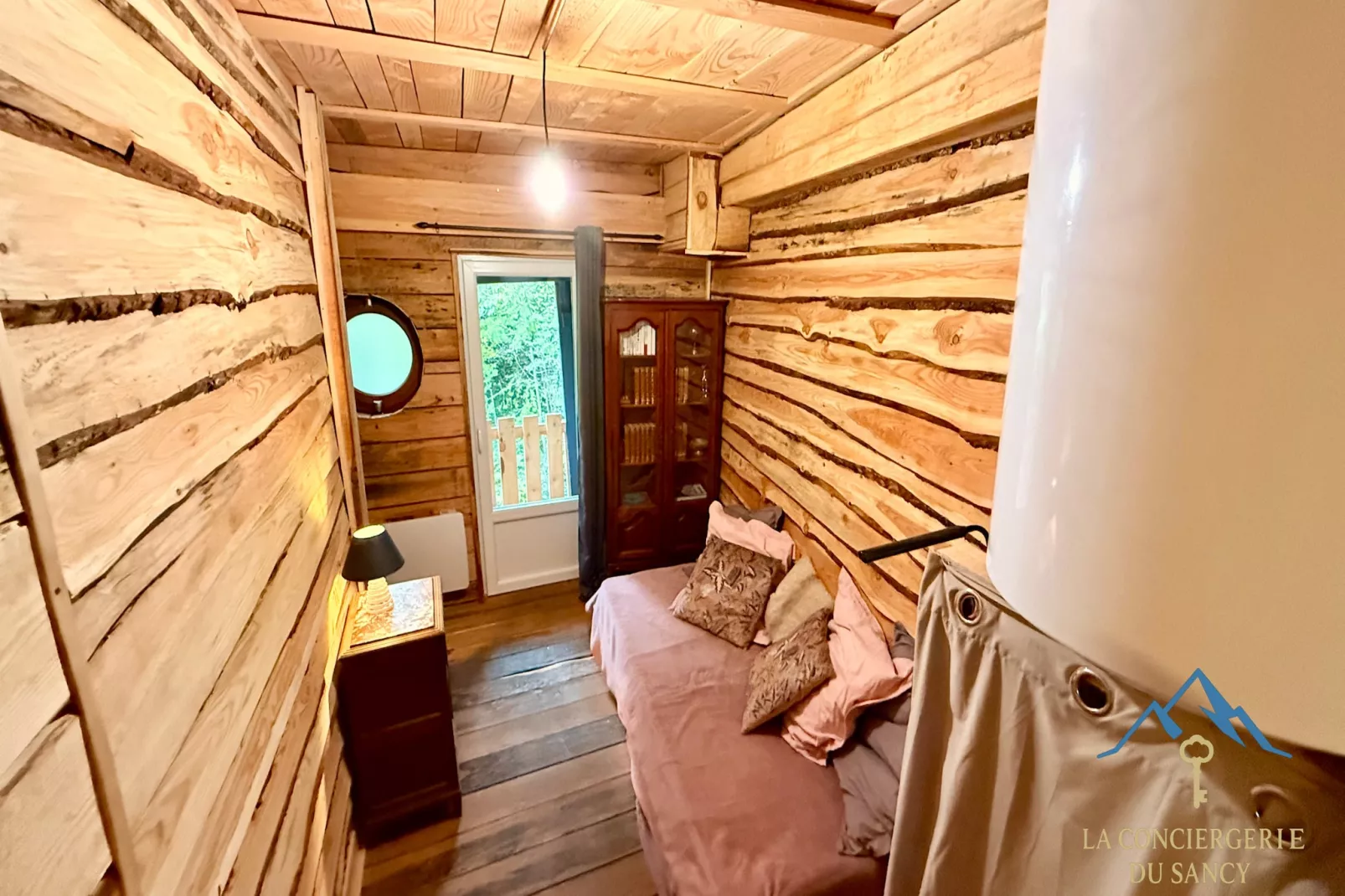 La Cabane des Sources Le Mont Dore 2pers-Salon