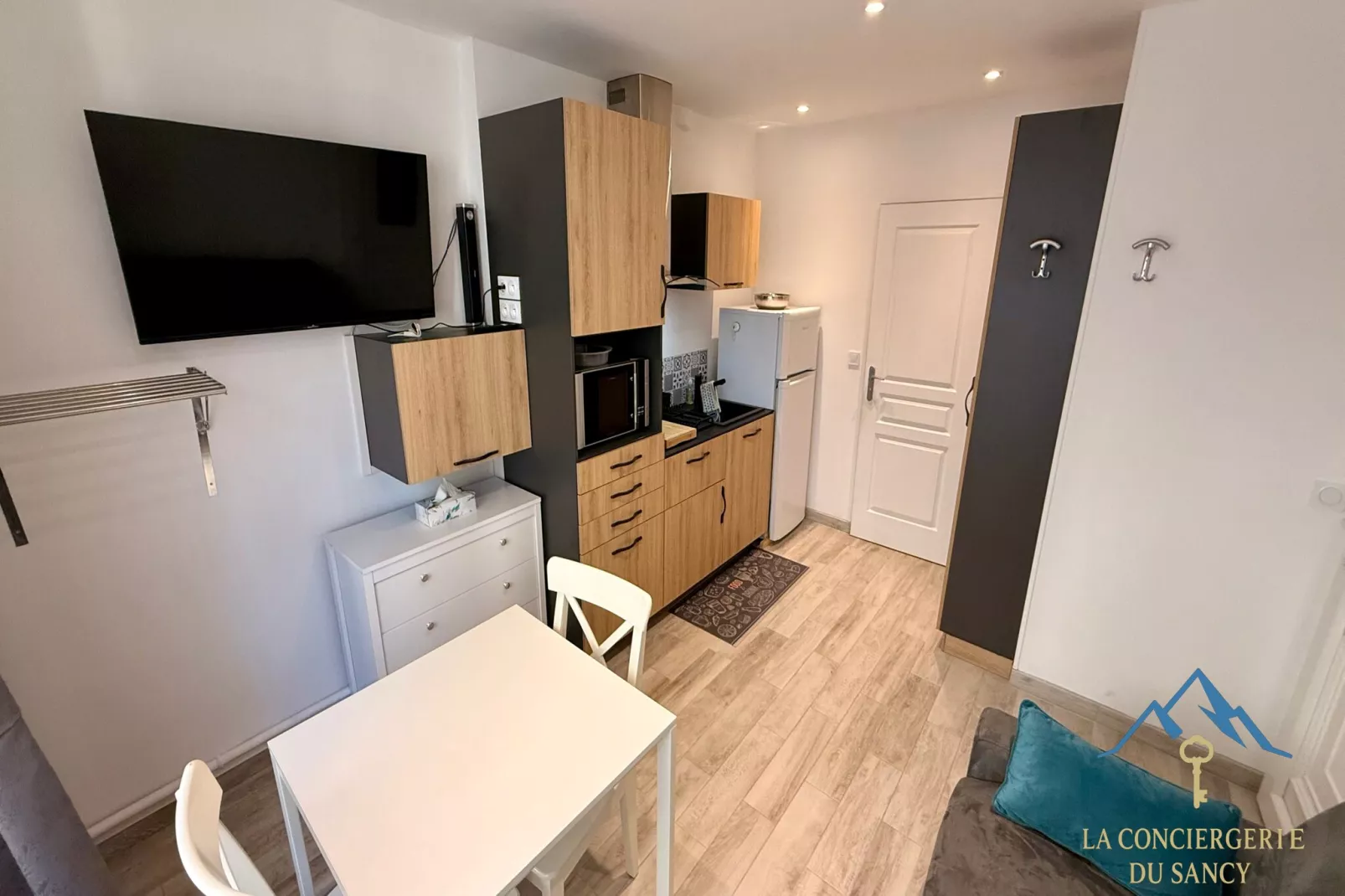 Les Soldanelles Le Mont Dore 12 pers - Wohnzimmer