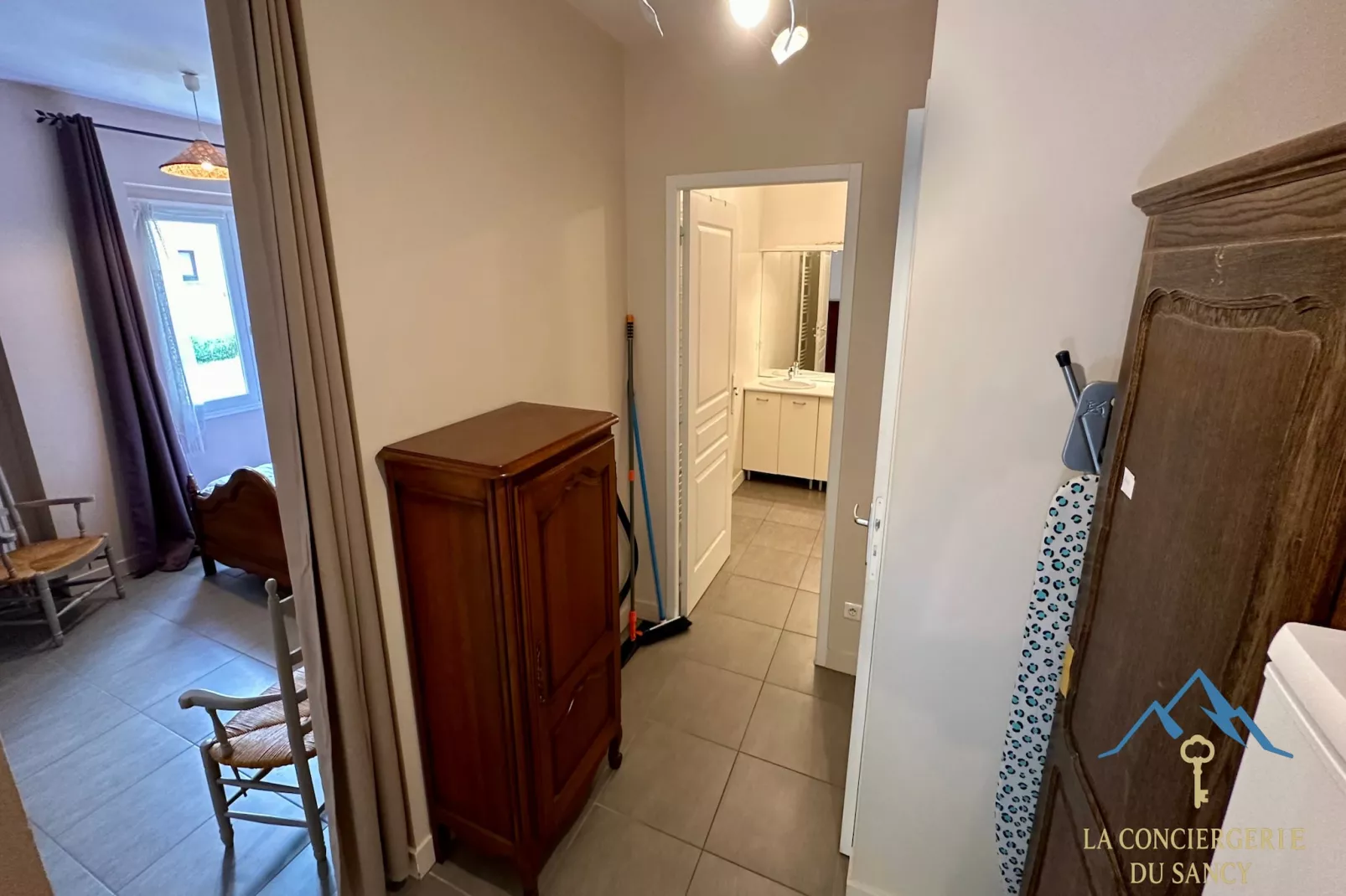 Le Flocon Le Mont Dore 4 pers-Flur