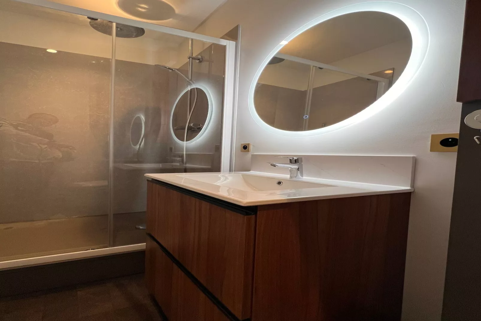 Le Sarciron 207 - Le Mont dore-Badezimmer