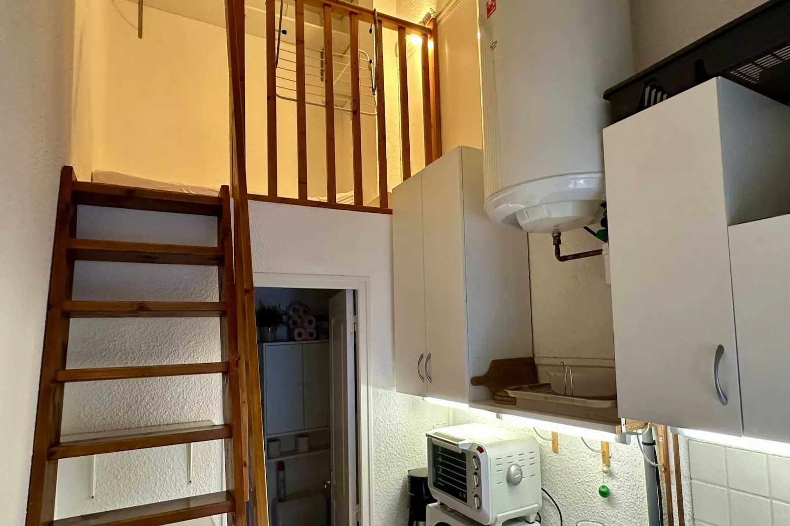 Comme à la maison Le Mont Dore - Kitchen