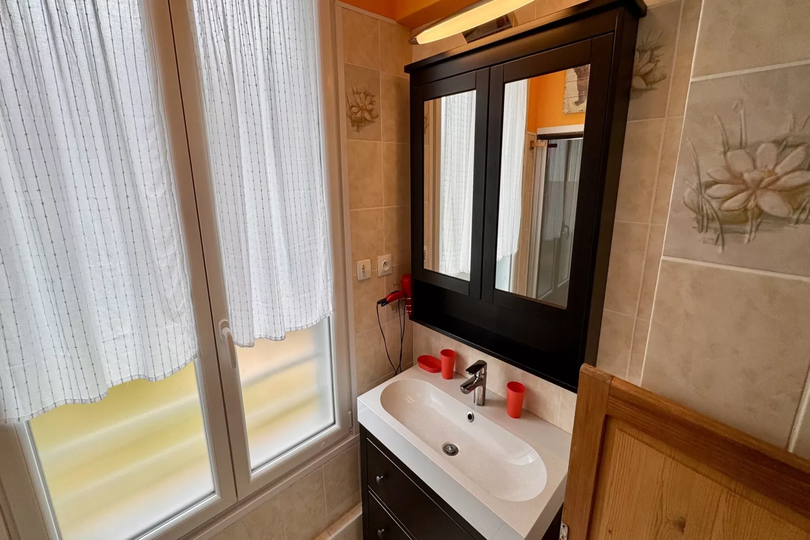Les Capucines Le Mont Dore 2pers - Salle de bain