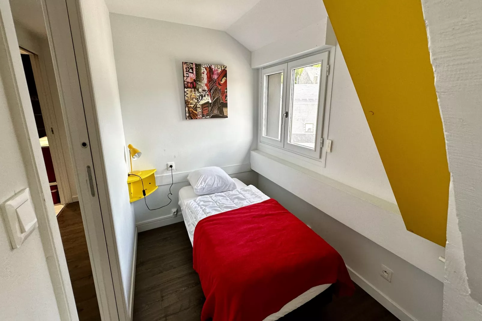 Les Etrangers 402 - La Bourboule-Schlafzimmer