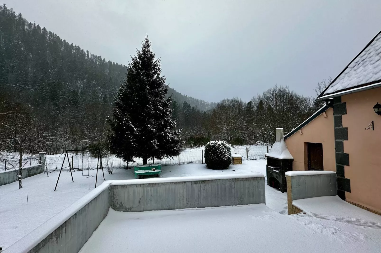 L'école du Hameau - Mont Dore 9 pers - Extérieur hiver