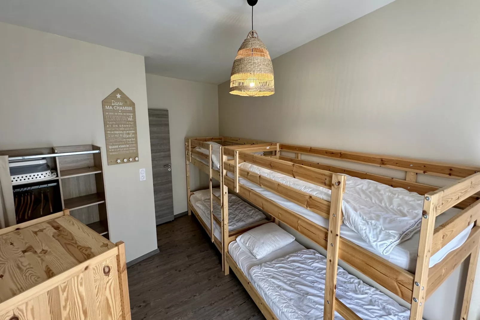 Au Cœur du Mont Dore : 6 personnes-Chambre