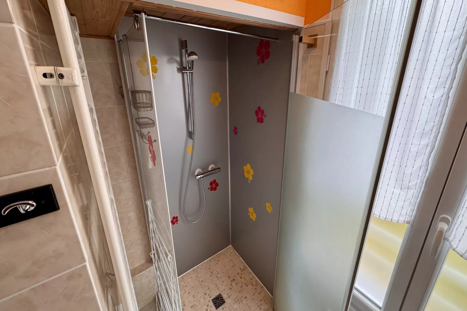 Les Capucines Le Mont Dore 2pers - Salle de bain