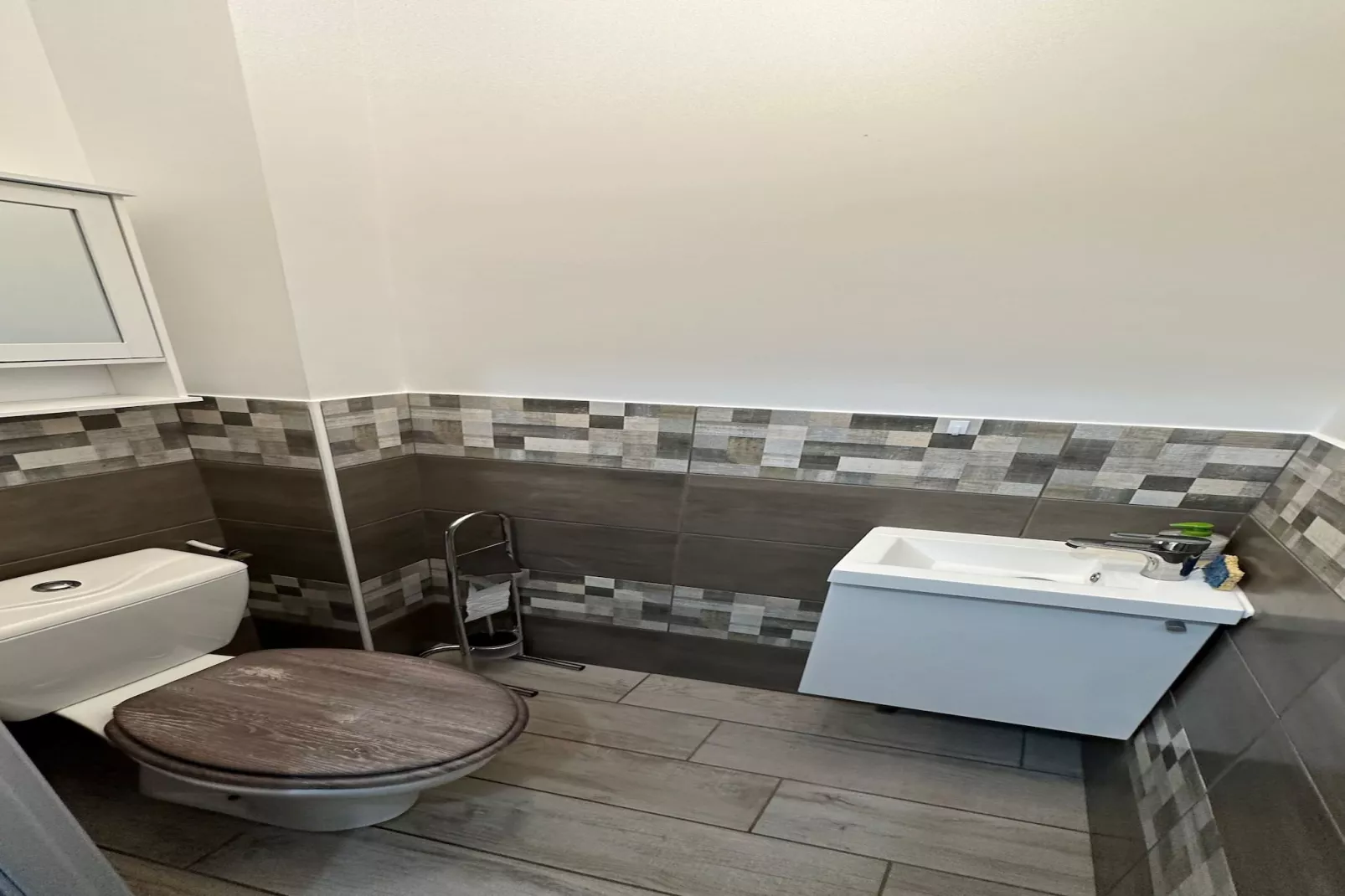 Ruche 5 - Le Mont Dore 7 pers - Salle de bain