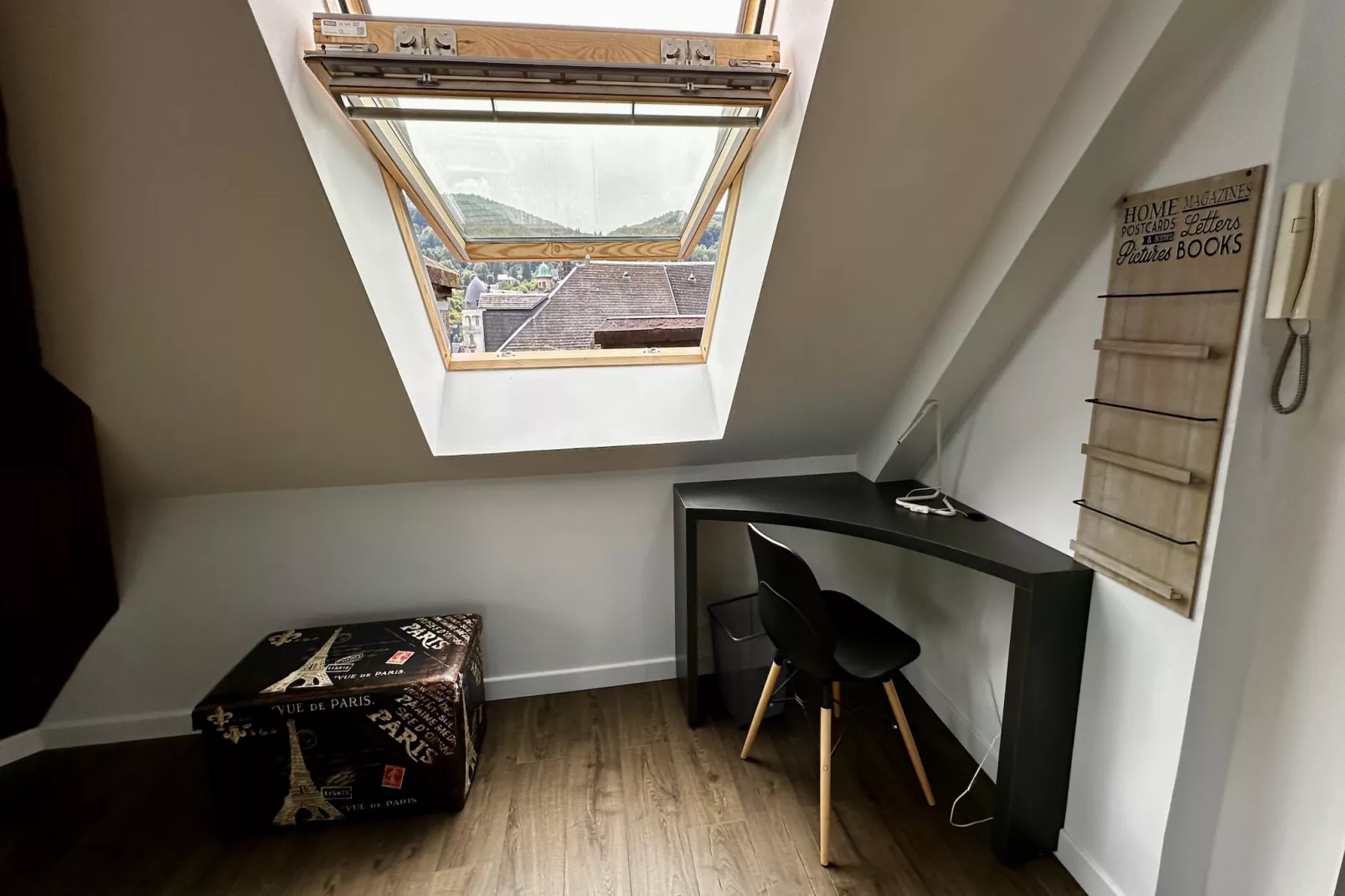 Les Etrangers 402 - La Bourboule-Freizeitraum